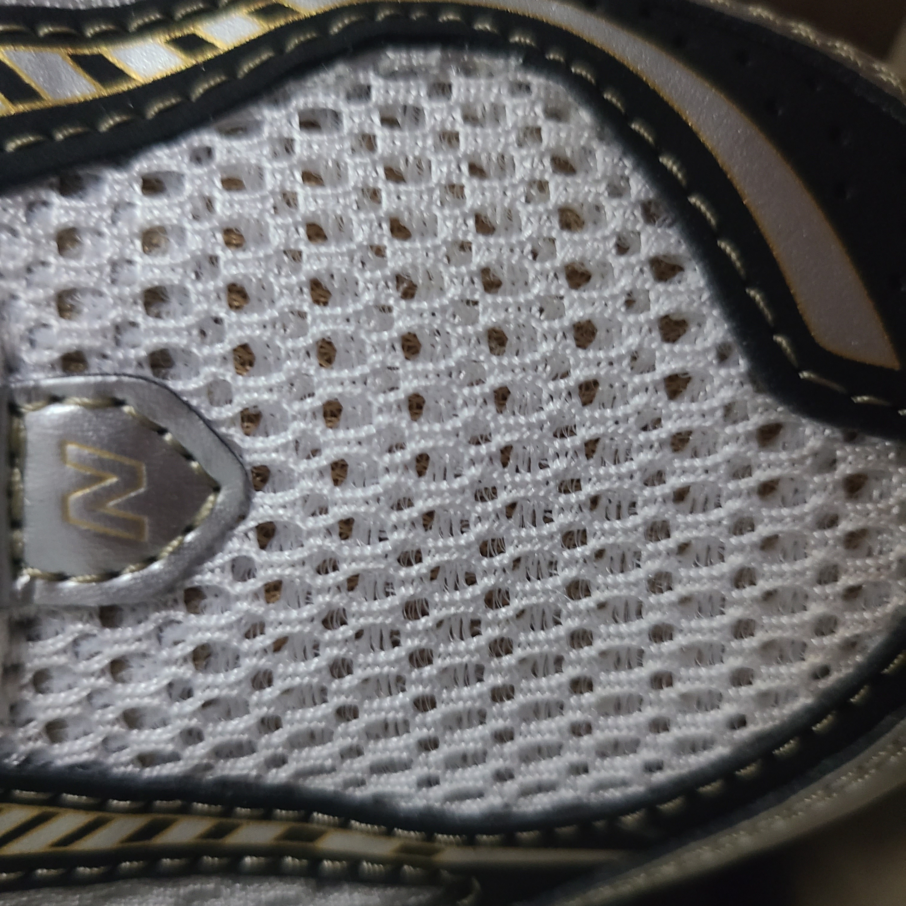 New Balance 1906R White Gold 착용 스타일 - 4
