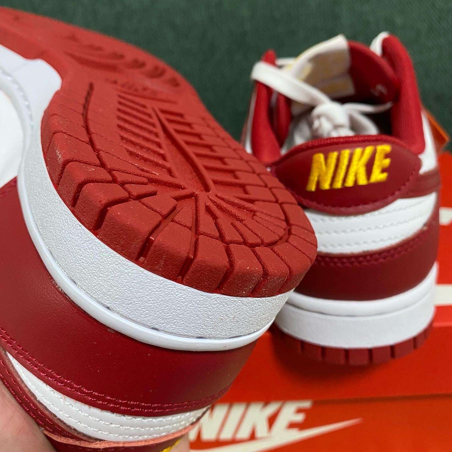 Nike Dunk Low Retro Gym Red 착용 스타일 - 5