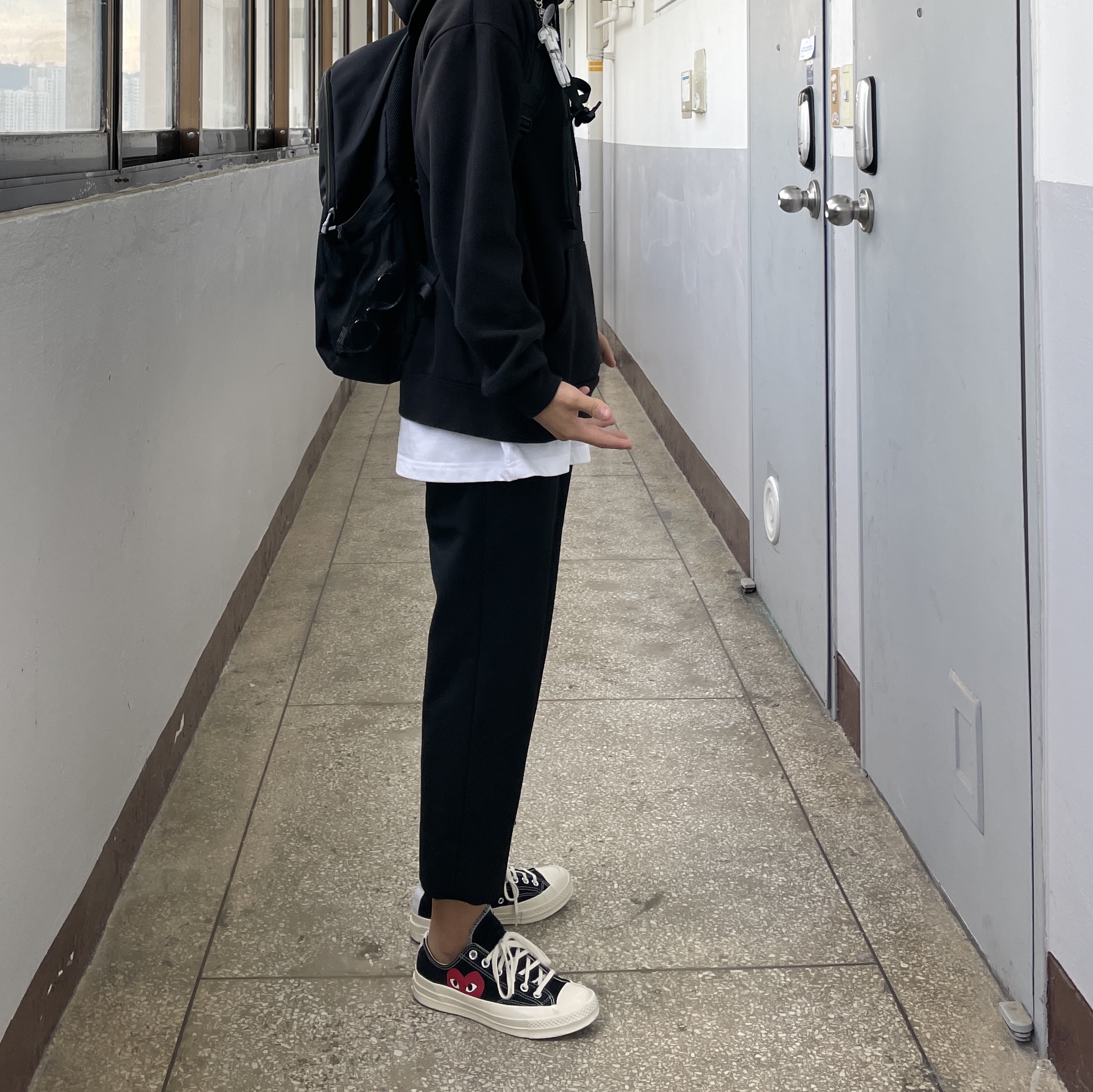 Converse x Play Comme des Garcons Chuck 70 Ox Black 착용 스타일