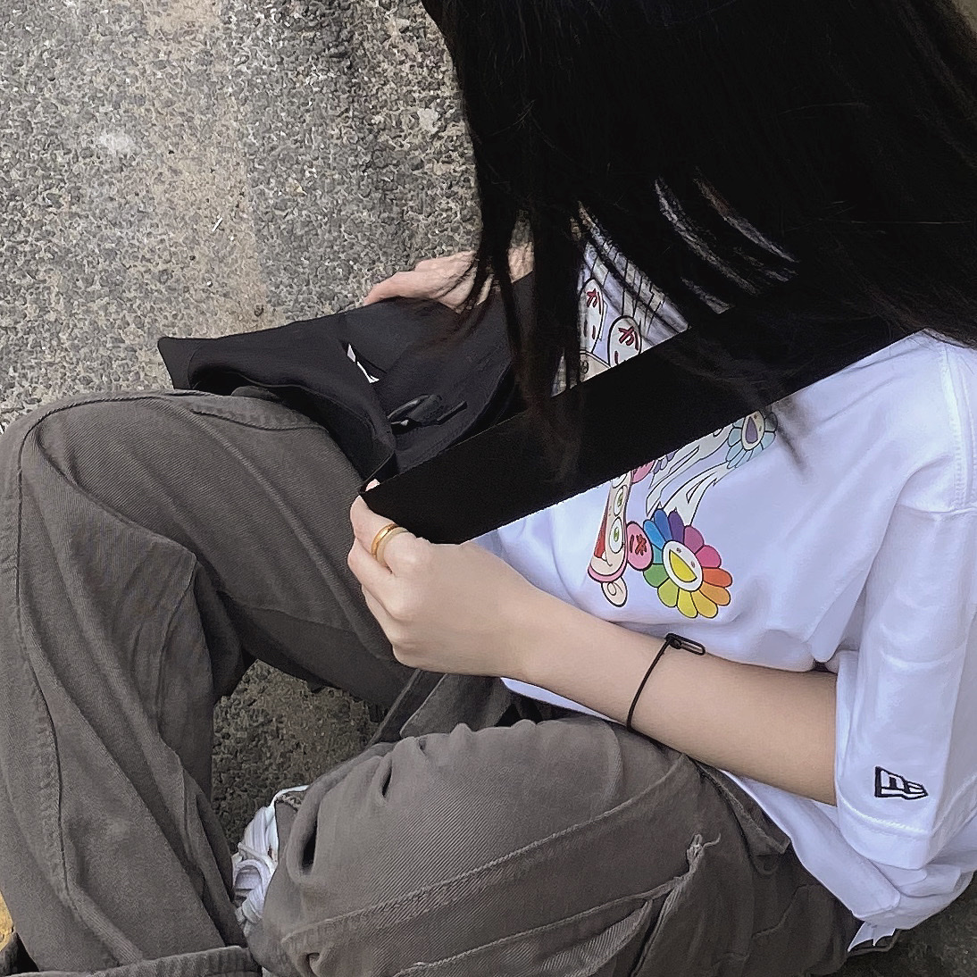 New Era x Murakami Takashi NE Arch T-Shirt White, (W) Nike Dunk Low Disrupt 2 Pale Ivory Sail 착용 스타일 - 3