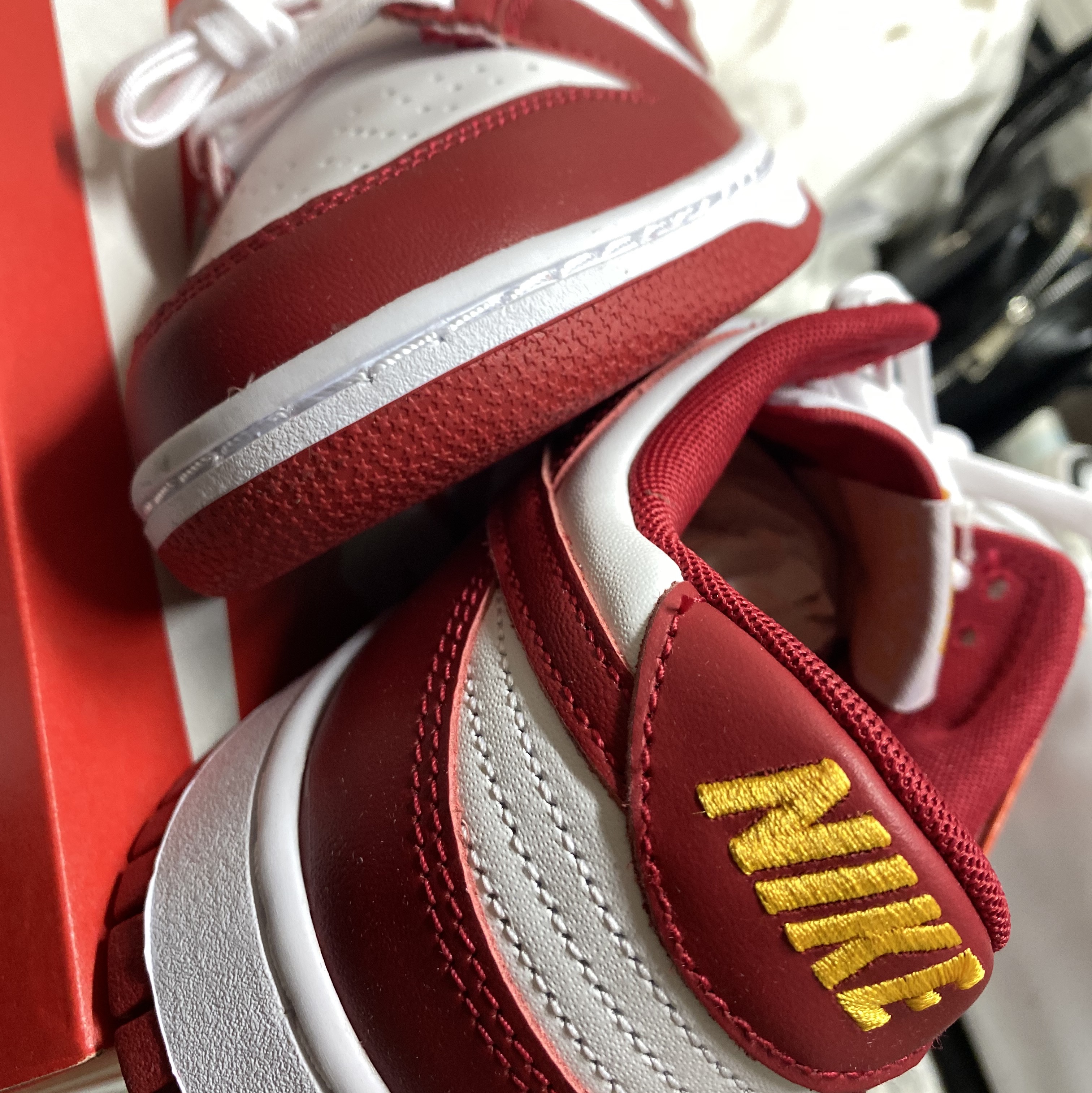 Nike Dunk Low Retro Gym Red 착용 스타일 - 2