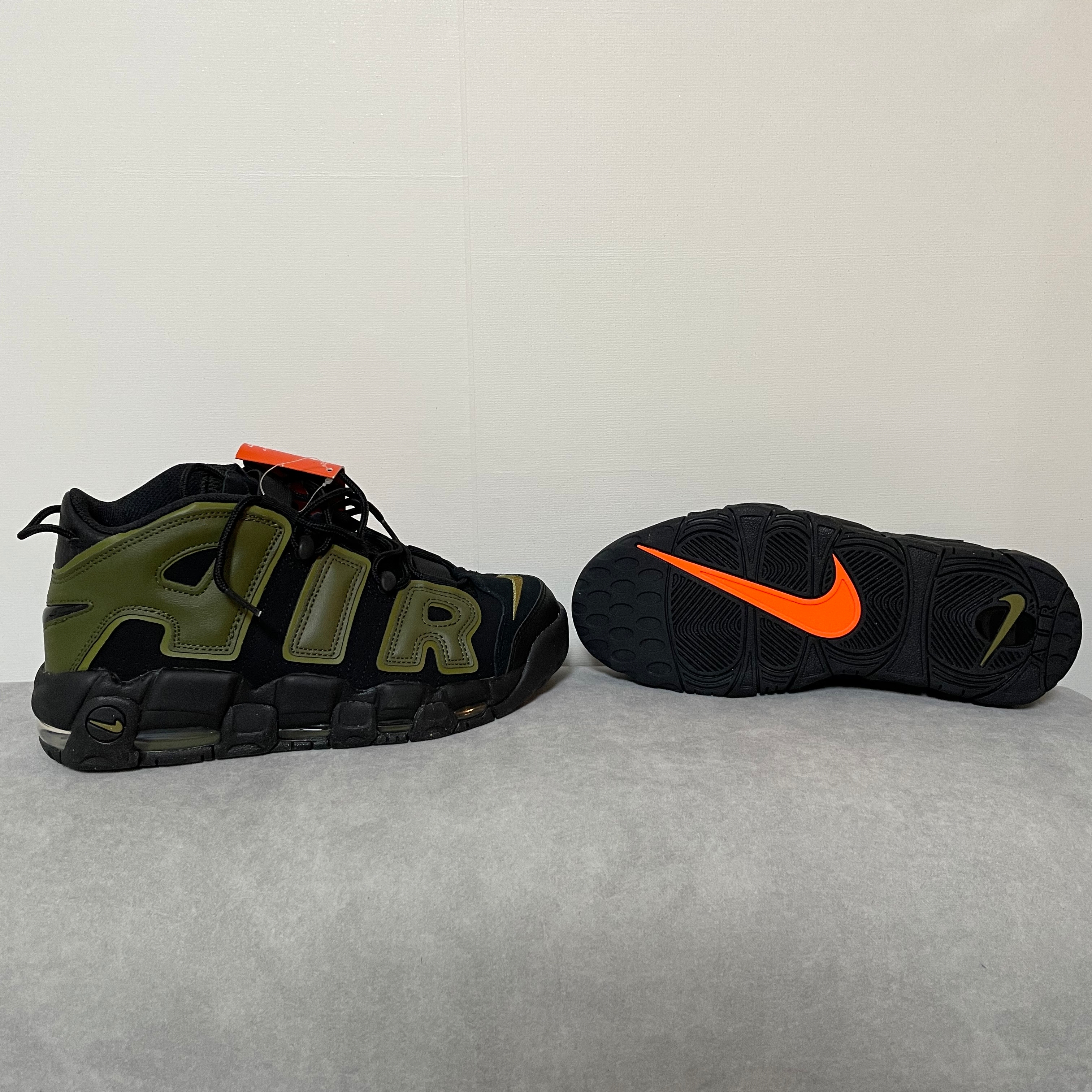 Nike Air More Uptempo 96 Rough Green 착용 스타일