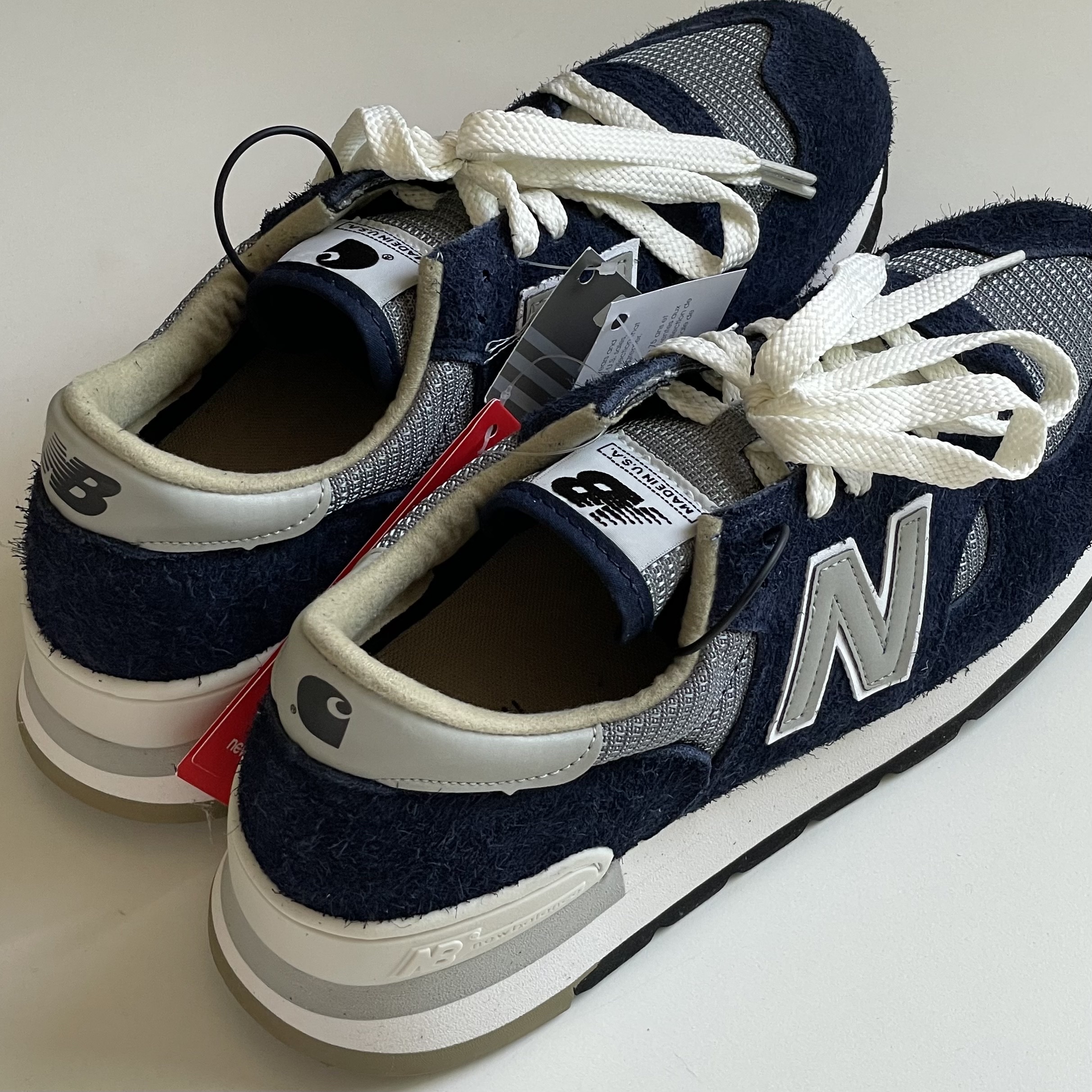 New Balance x Carhartt WIP 990v1 Made in USA Sculpture Center 착용 스타일