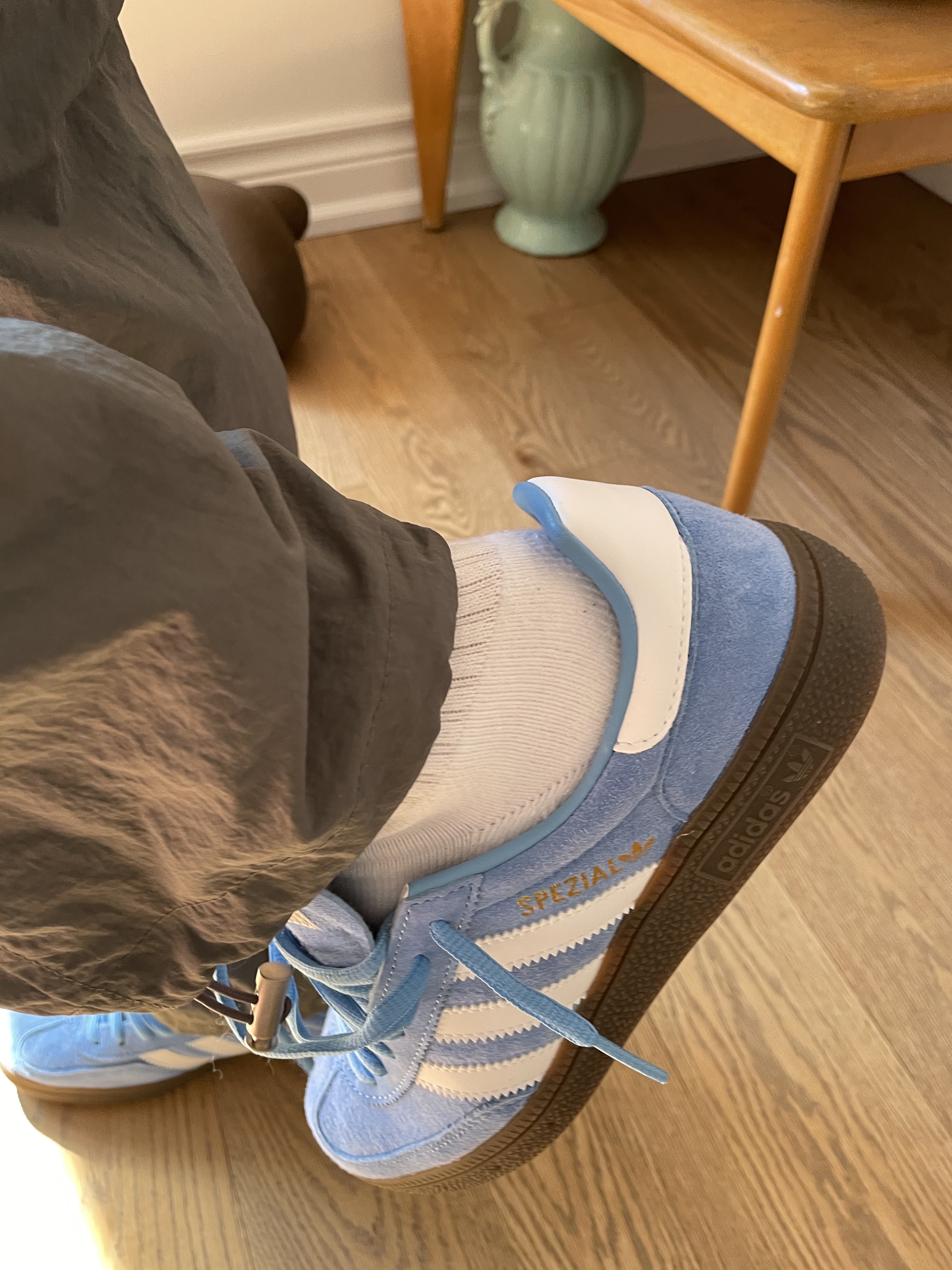 Adidas Spezial Handball Light Blue 착용 스타일 - 4