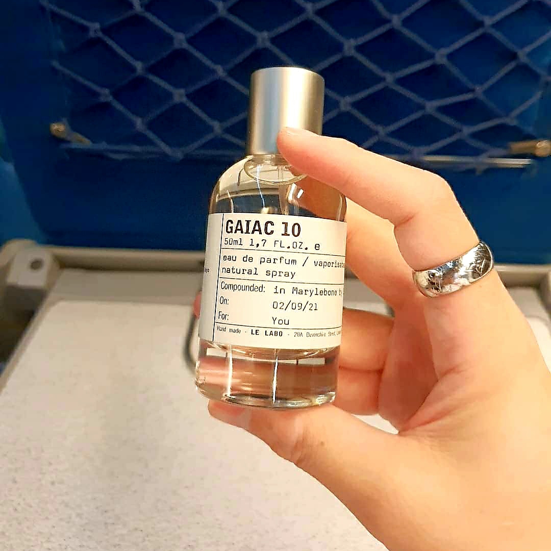 Le Labo Gaiac 10 Eau De Parfum 50ml 착용 스타일 - 1