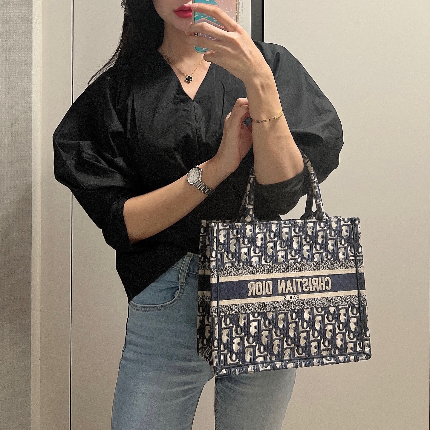 유깡깡 (@y00_ji) 님의 게시물 | KREAM