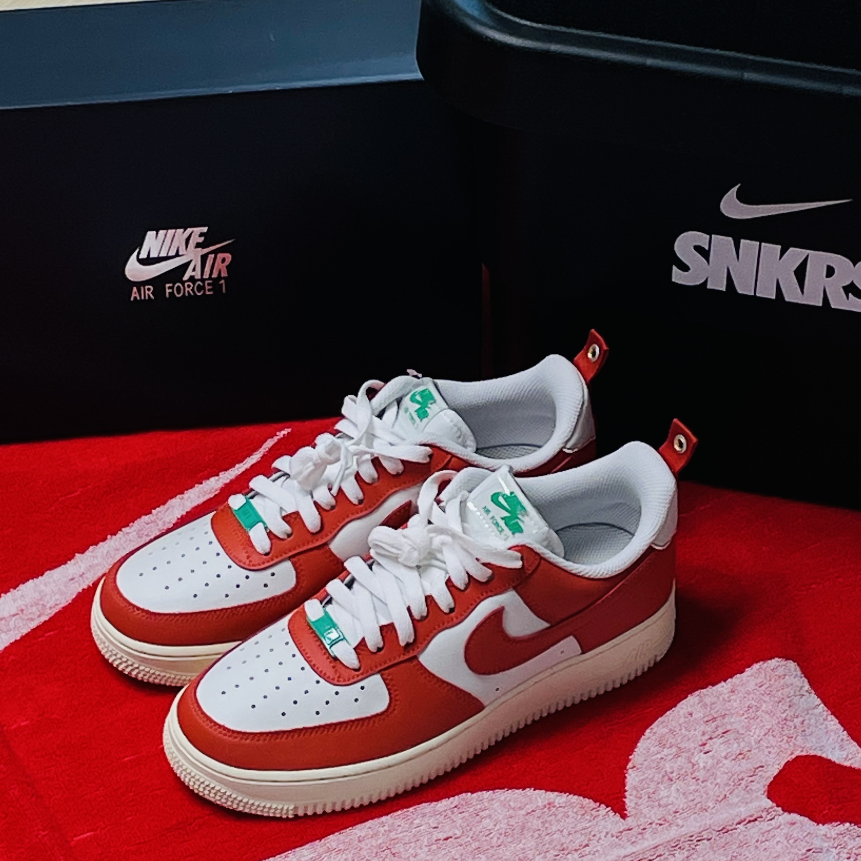 Nike Air Force 1 '07 LV8 Pojangmacha 착용 스타일 - 2