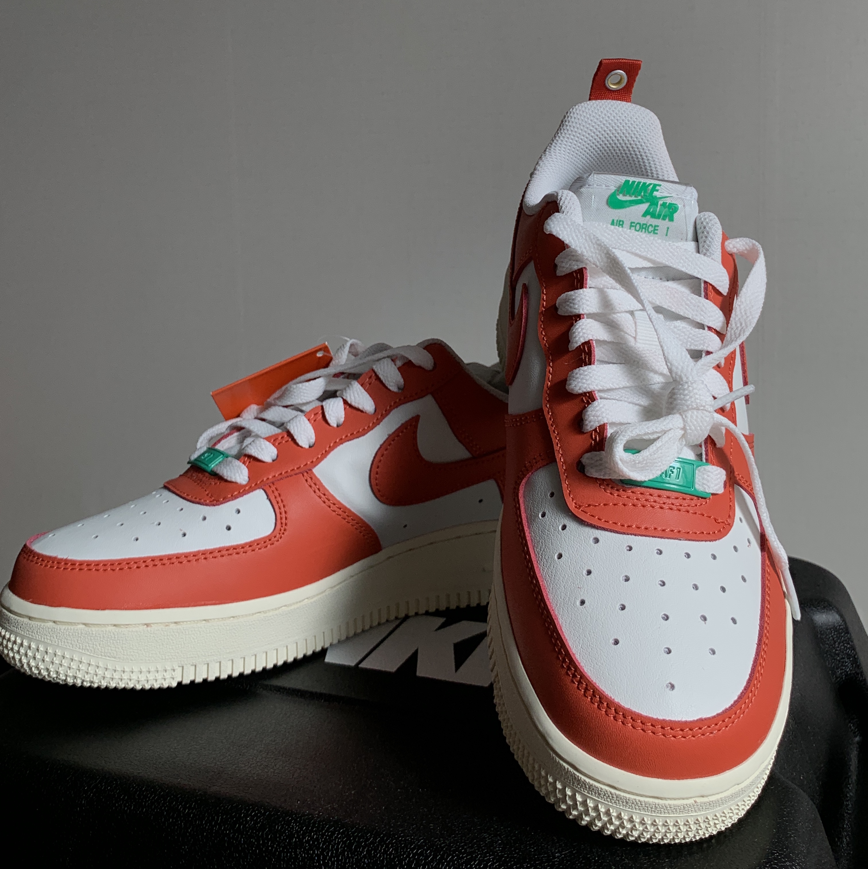 Nike Air Force 1 '07 LV8 Pojangmacha 착용 스타일 - 1