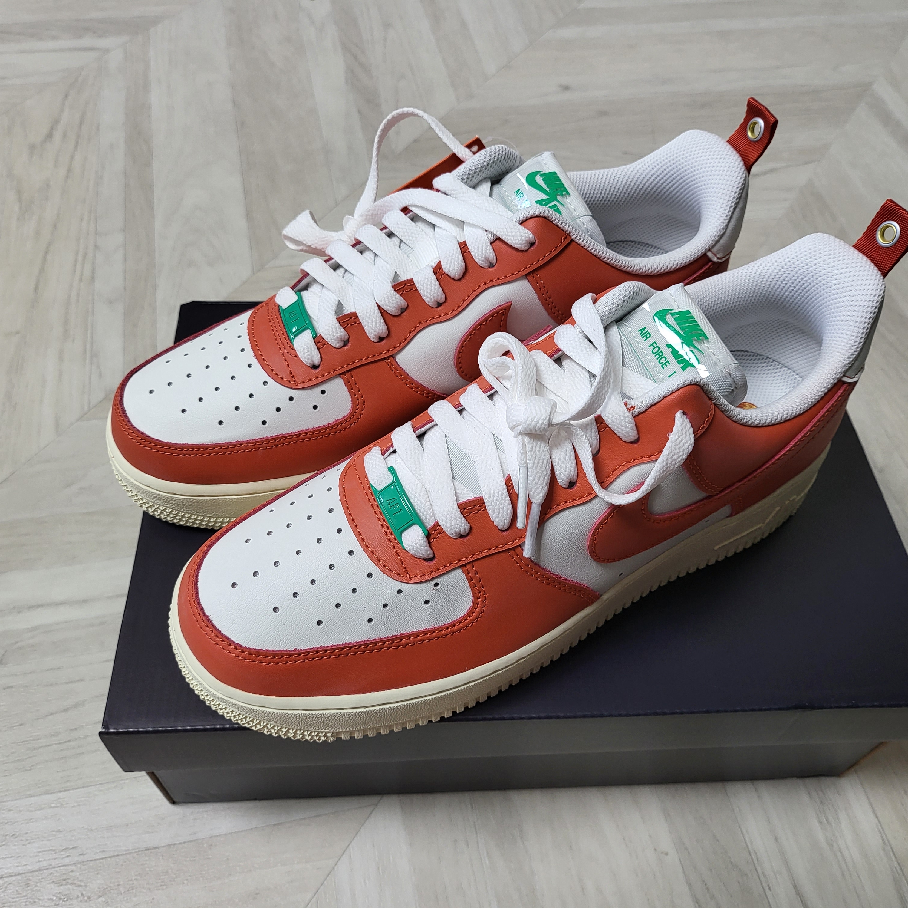 Nike Air Force 1 '07 LV8 Pojangmacha 착용 스타일 - 4