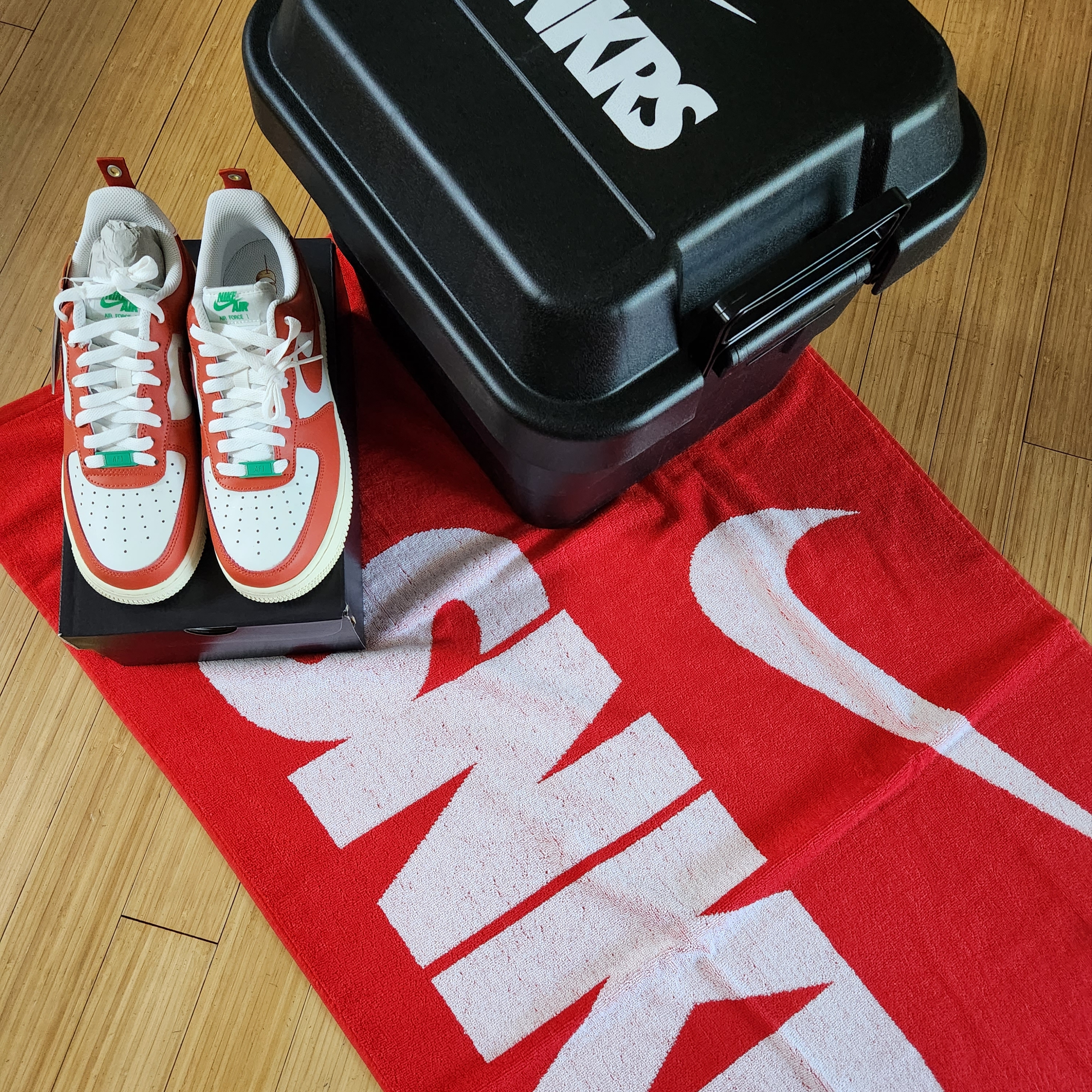 Nike Air Force 1 '07 LV8 Pojangmacha 착용 스타일 - 1