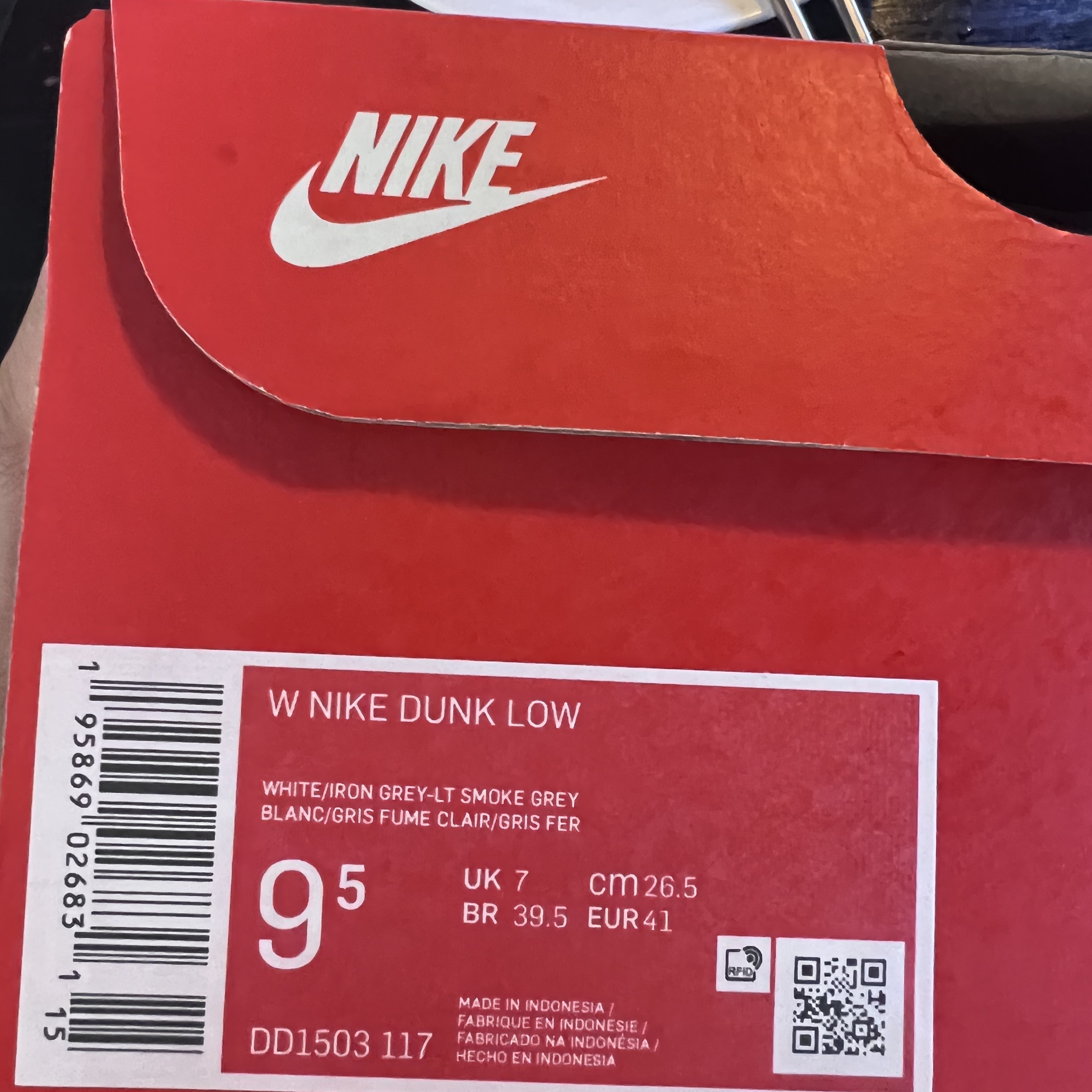 (W) Nike Dunk Low Light Smoke Grey 착용 스타일 - 1