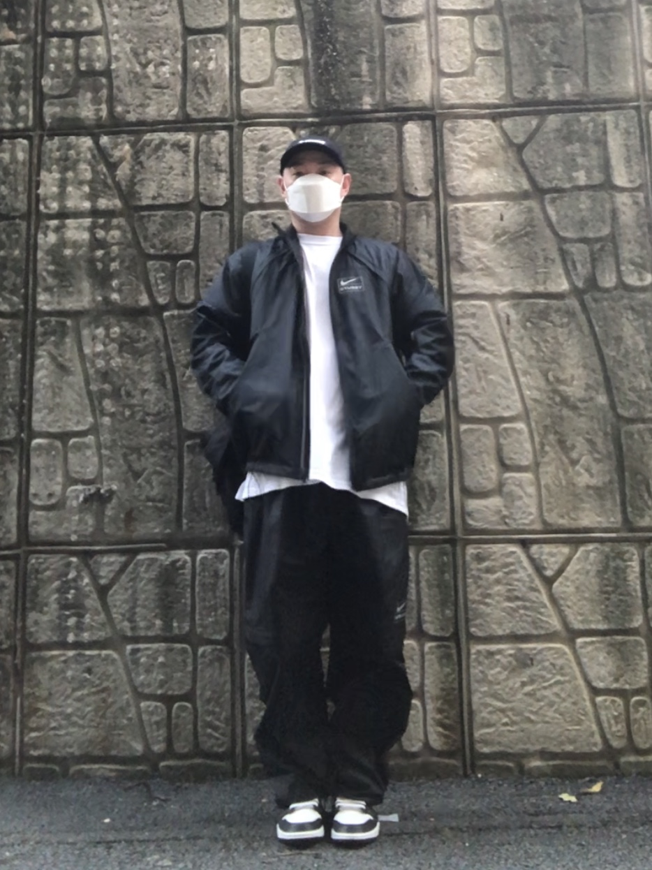 Supreme Washed Chino Twill Camp Cap Black, Supreme Small Messenger Bag Black - 22SS 착용 스타일