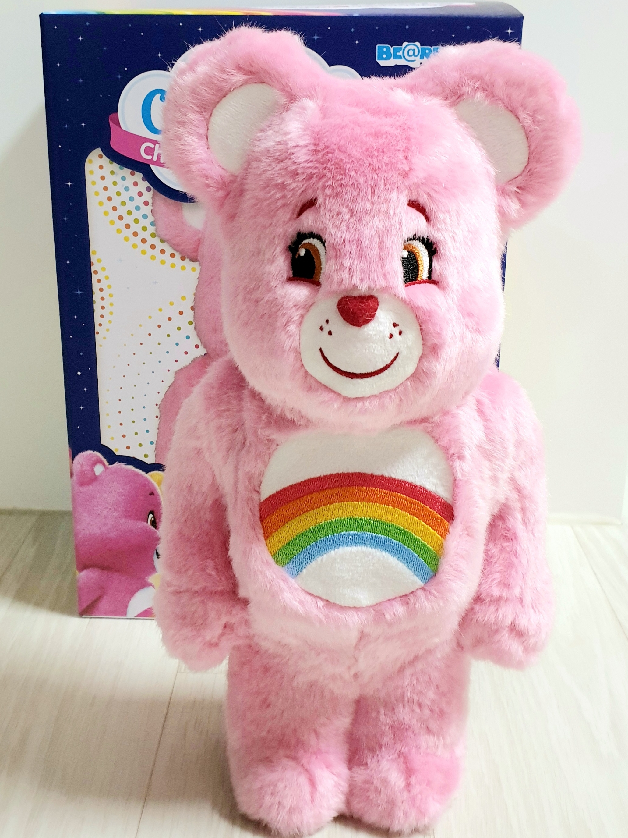 Bearbrick Care Bears Cheer Bear Costume Ver. 400% 착용 스타일