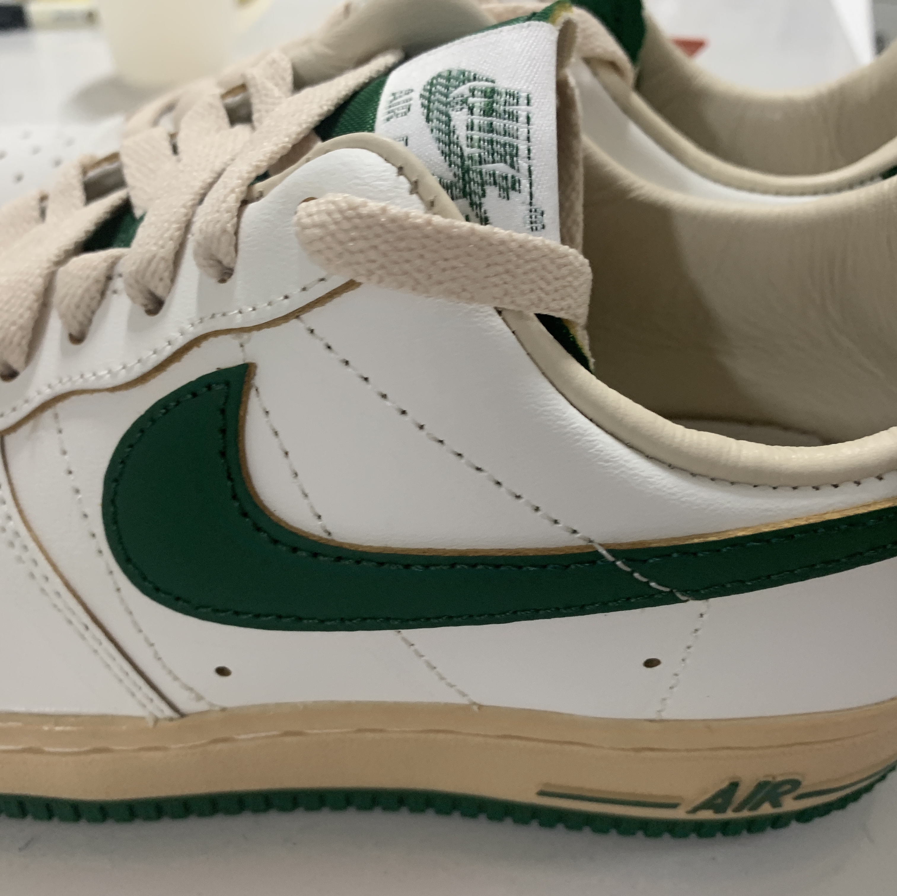 (W) Nike Air Force 1 Low Gorge Green 착용 스타일 - 4