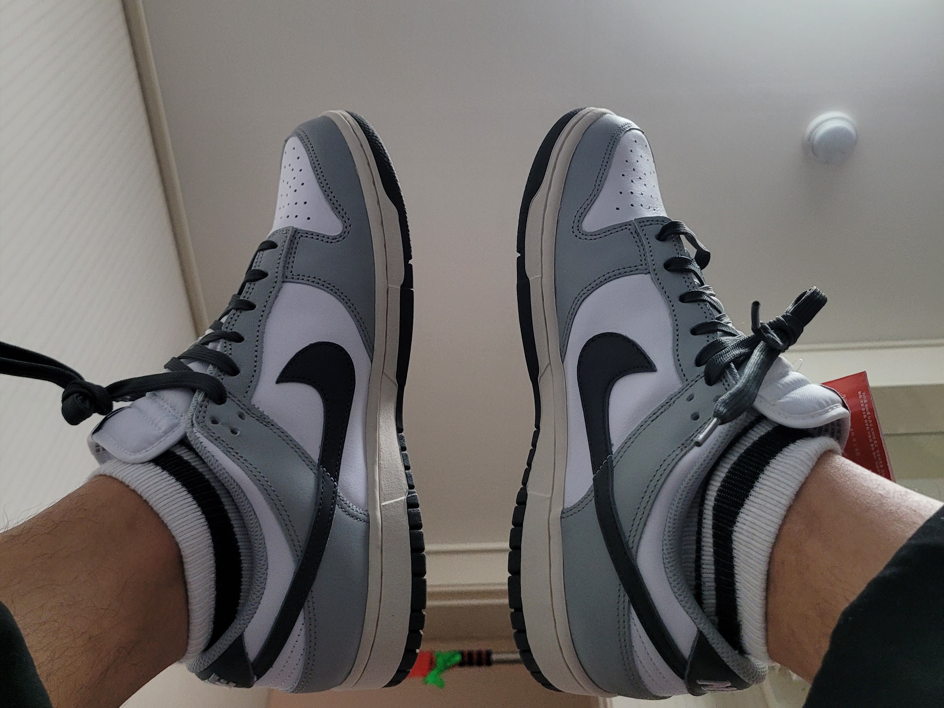 (W) Nike Dunk Low Light Smoke Grey 착용 스타일