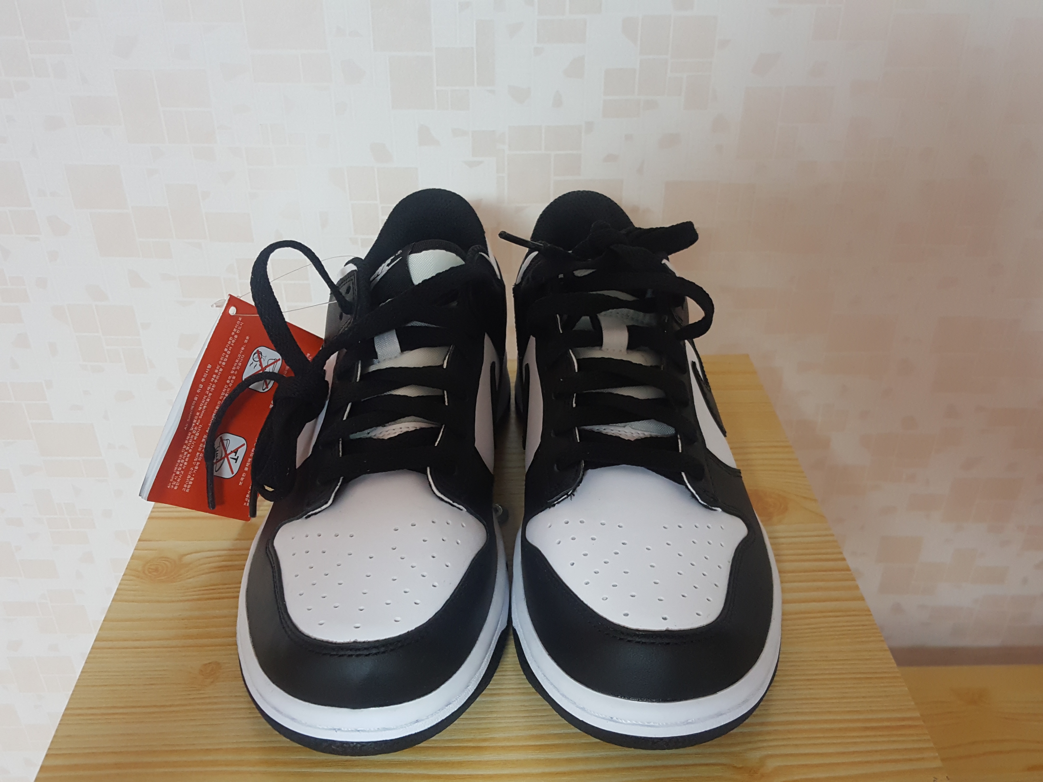 Nike Dunk Low Retro Black 착용 스타일