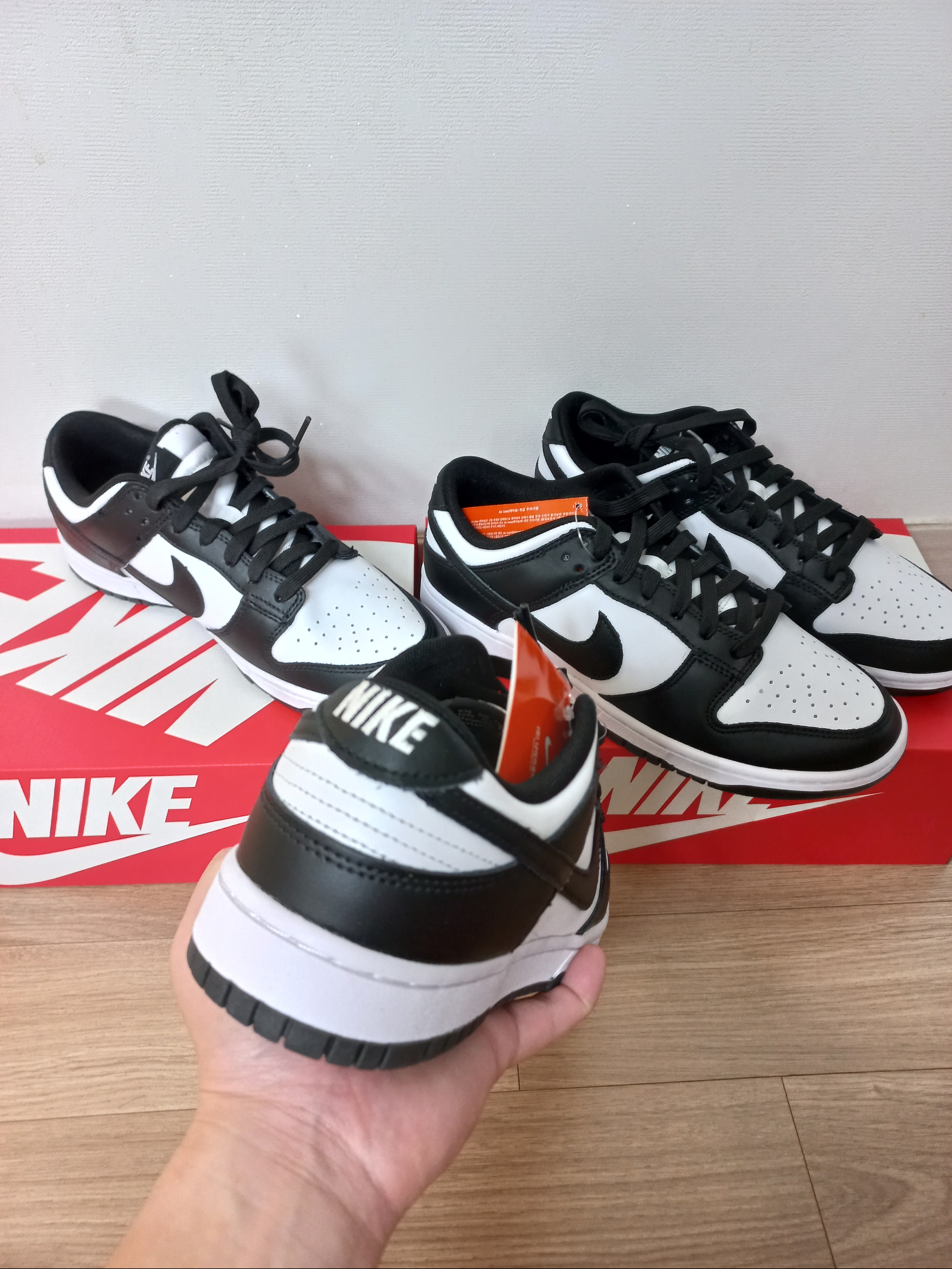 Nike Dunk Low Retro Black, (W) Nike Dunk Low Black 착용 스타일 - 2