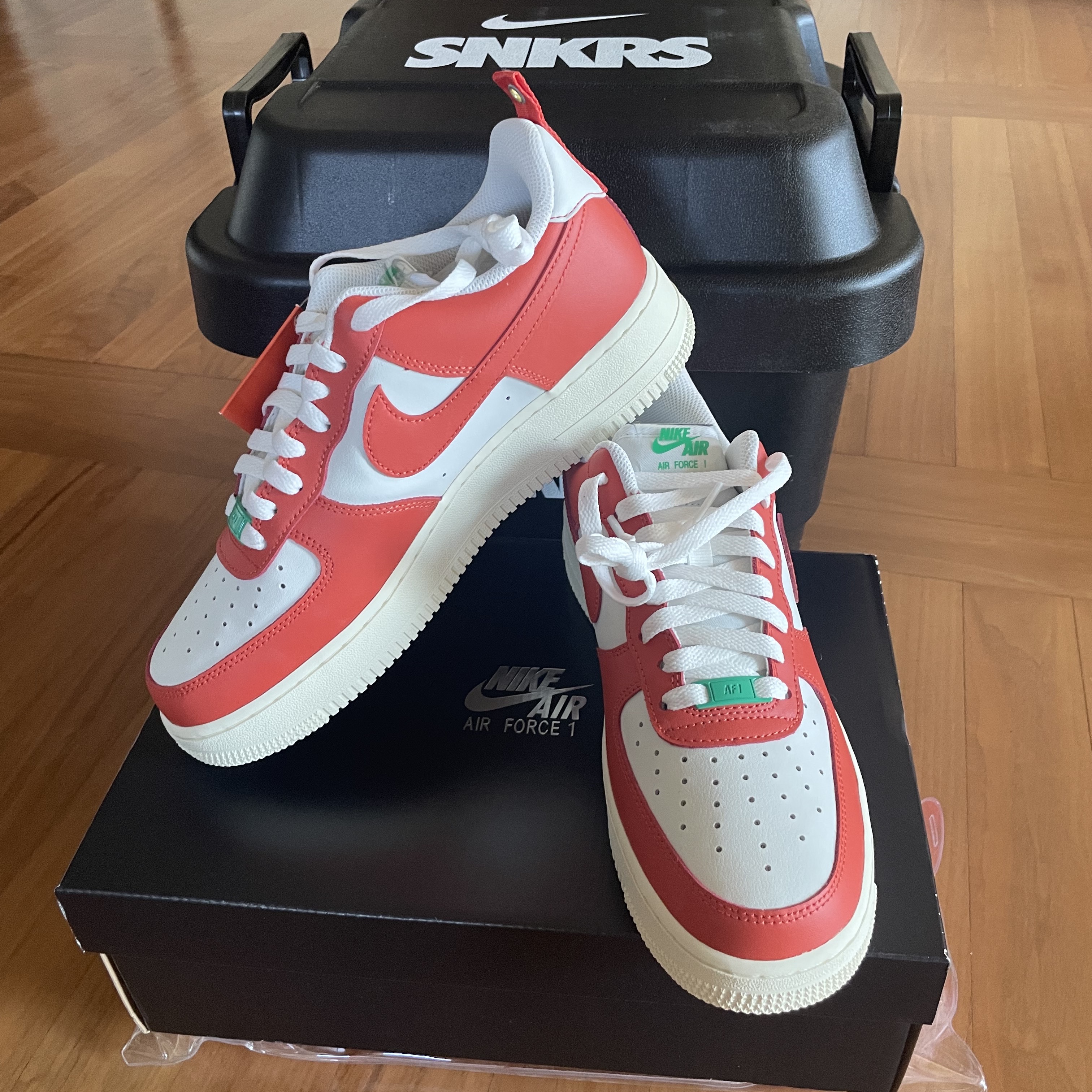 Nike Air Force 1 '07 LV8 Pojangmacha 착용 스타일 - 4