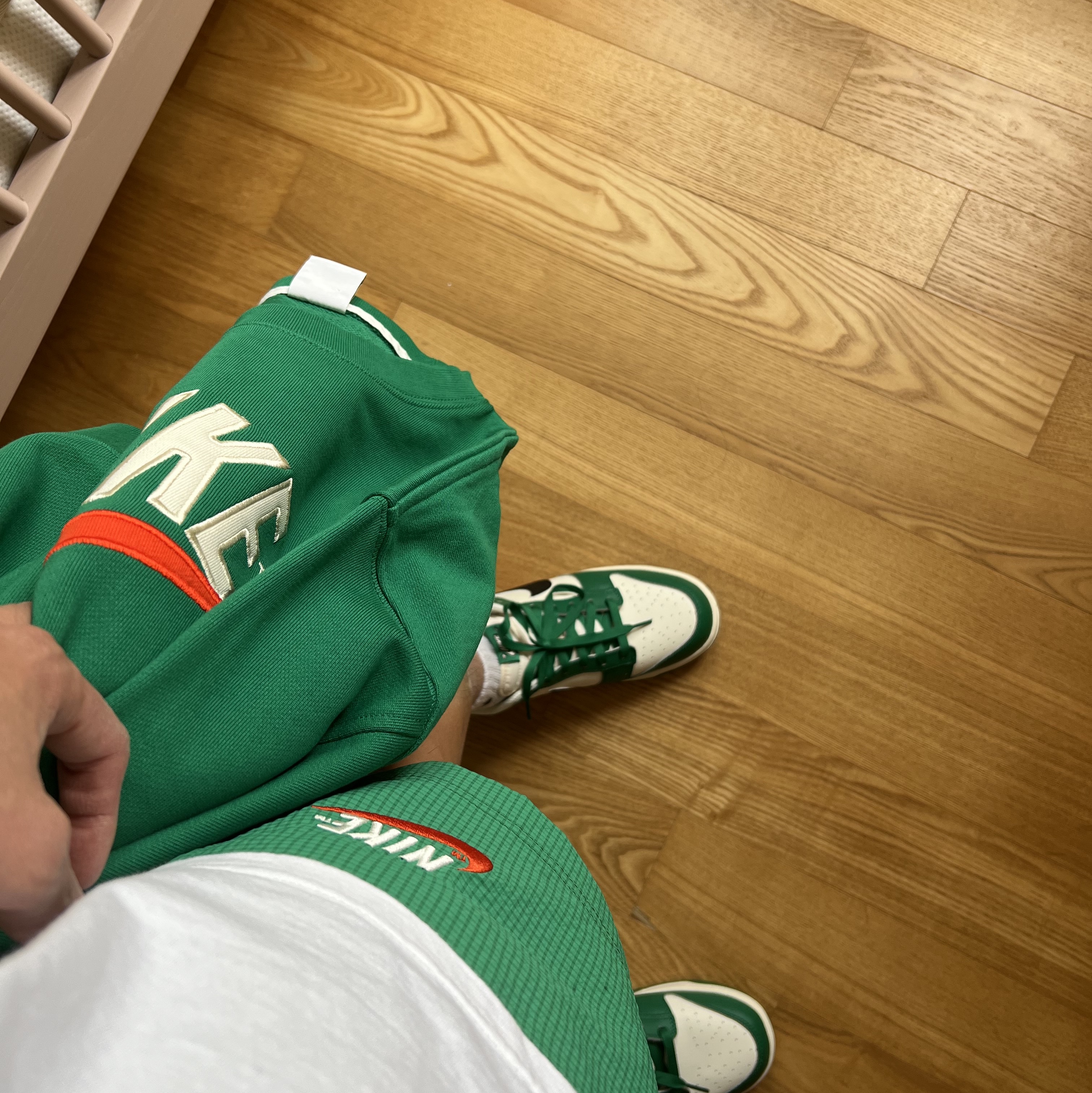 Nike Dunk Low Retro SE Jackpot Malachite 착용 스타일