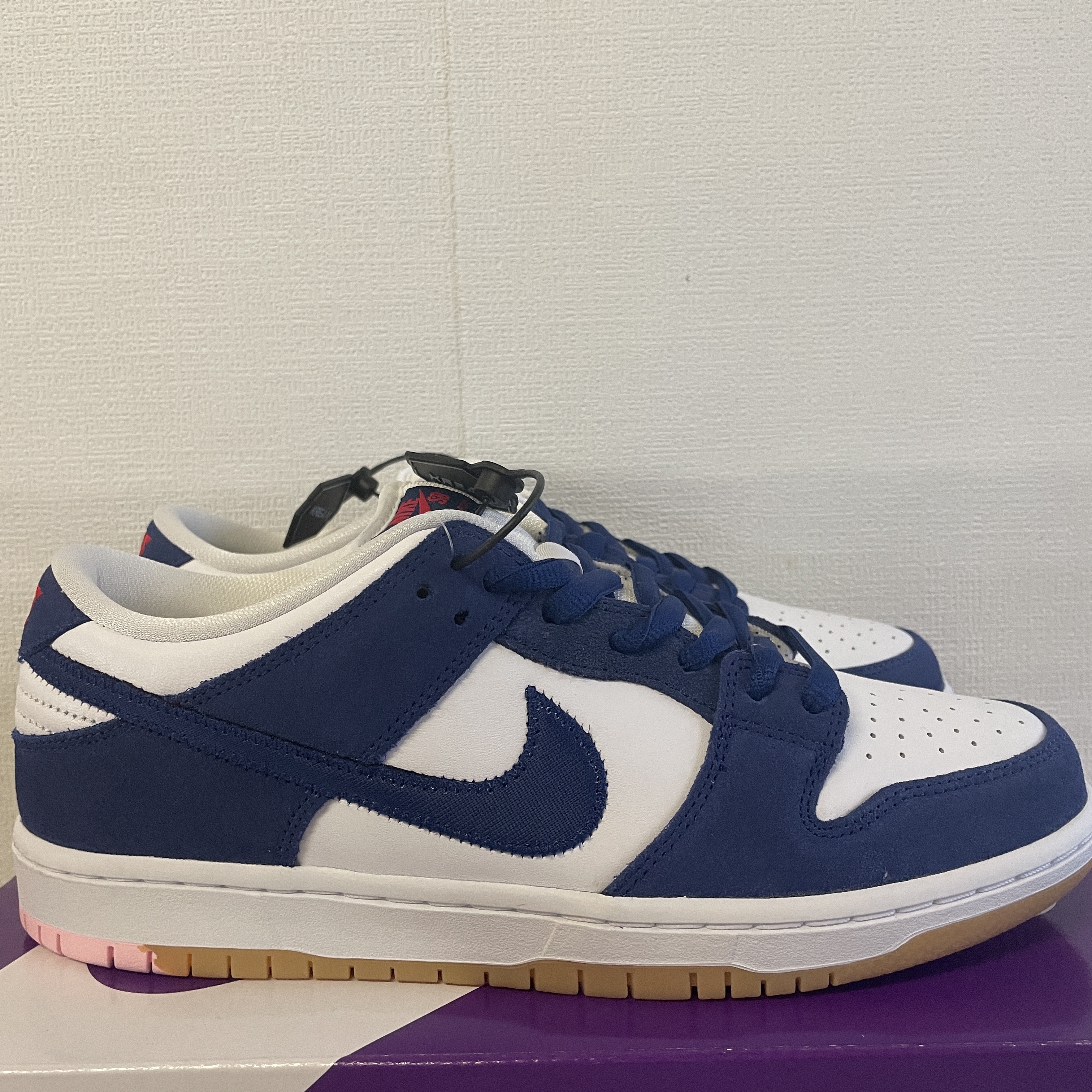 Nike SB Dunk Low Pro Premium Deep Royal Blue 착용 스타일 - 2
