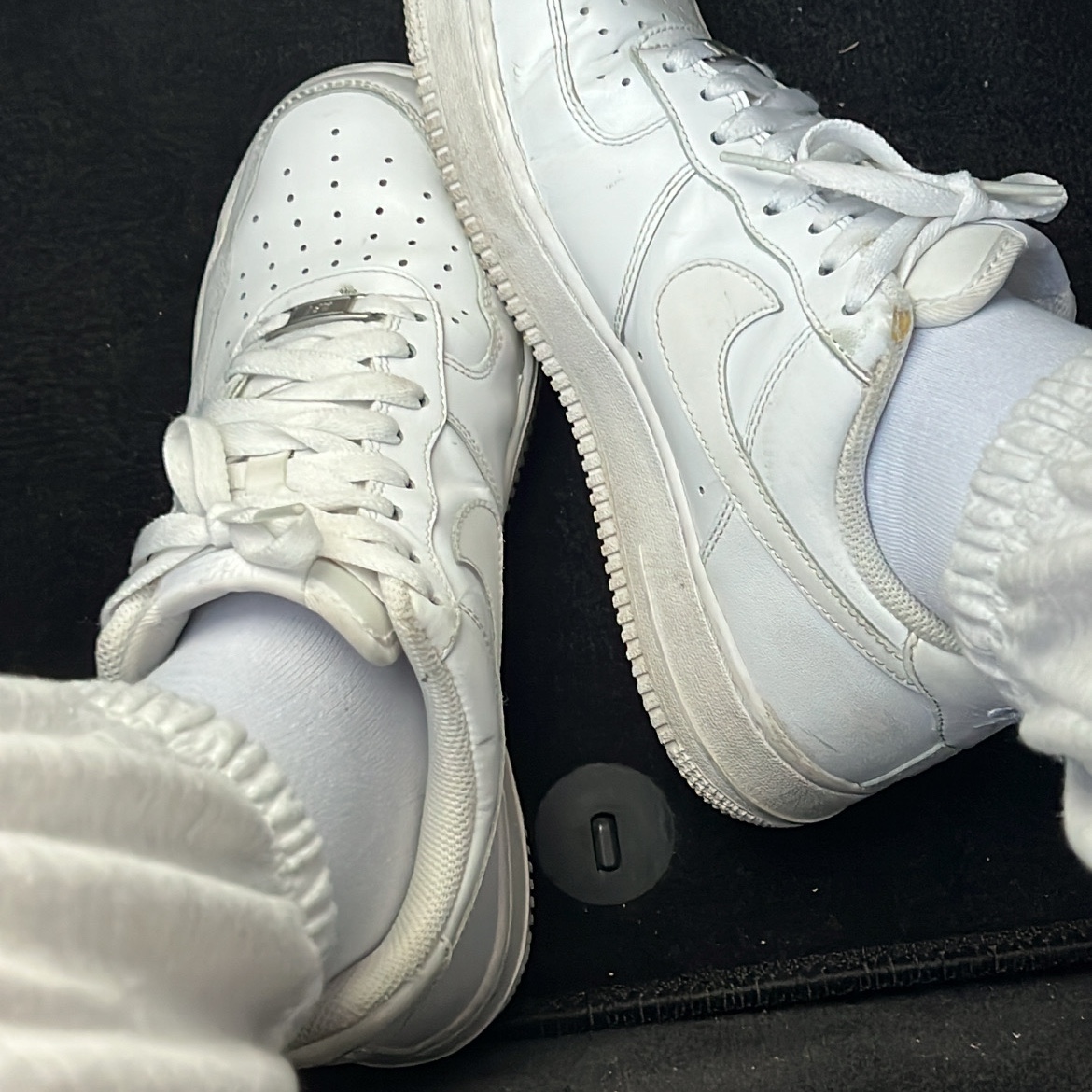 Nike Air Force 1 '07 Low White 착용 스타일