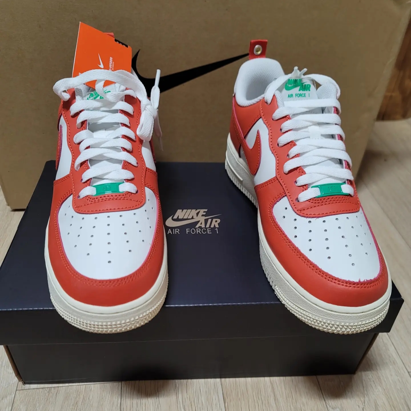 Nike Air Force 1 '07 LV8 Pojangmacha 착용 스타일 - 2