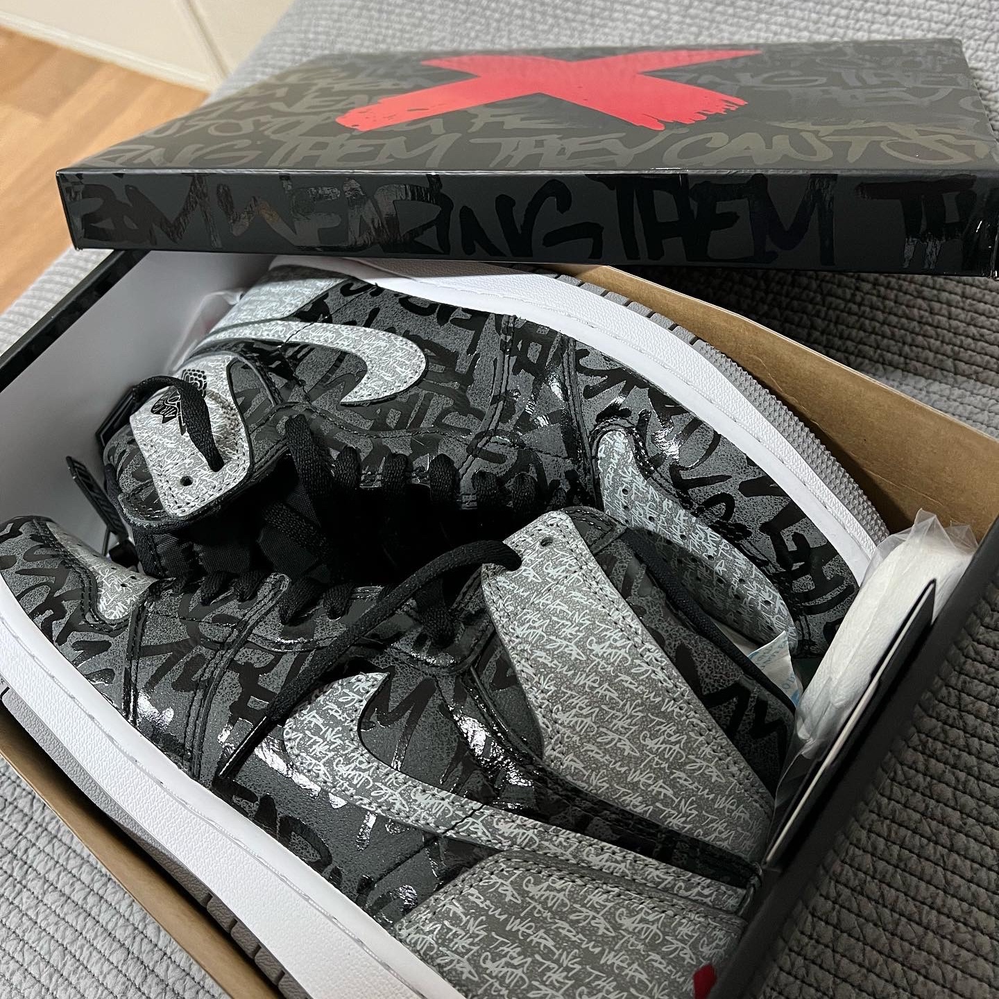 Jordan 1 Retro High OG Rebellionaire 착용 스타일 - 3