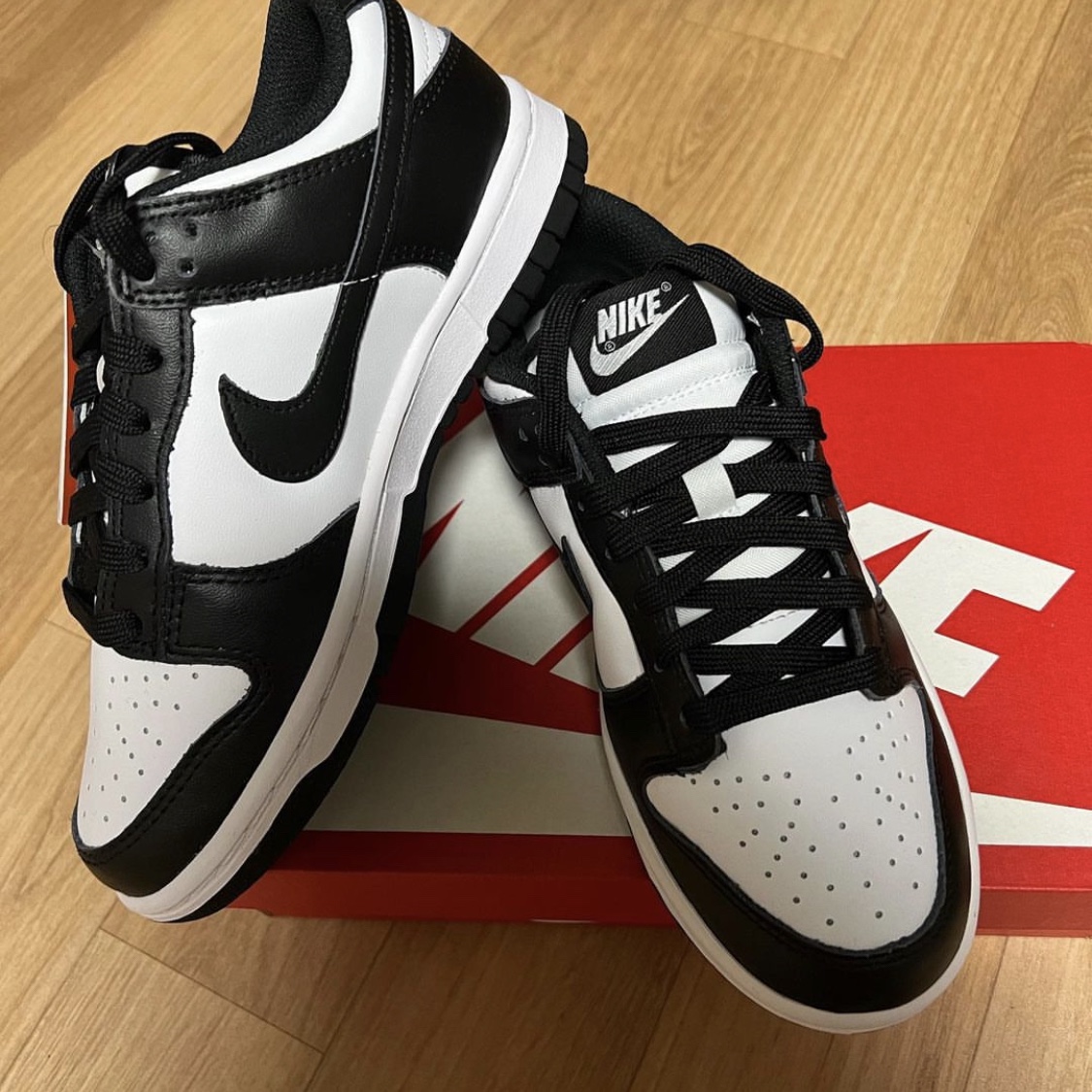 (W) Nike Dunk Low Black 착용 스타일