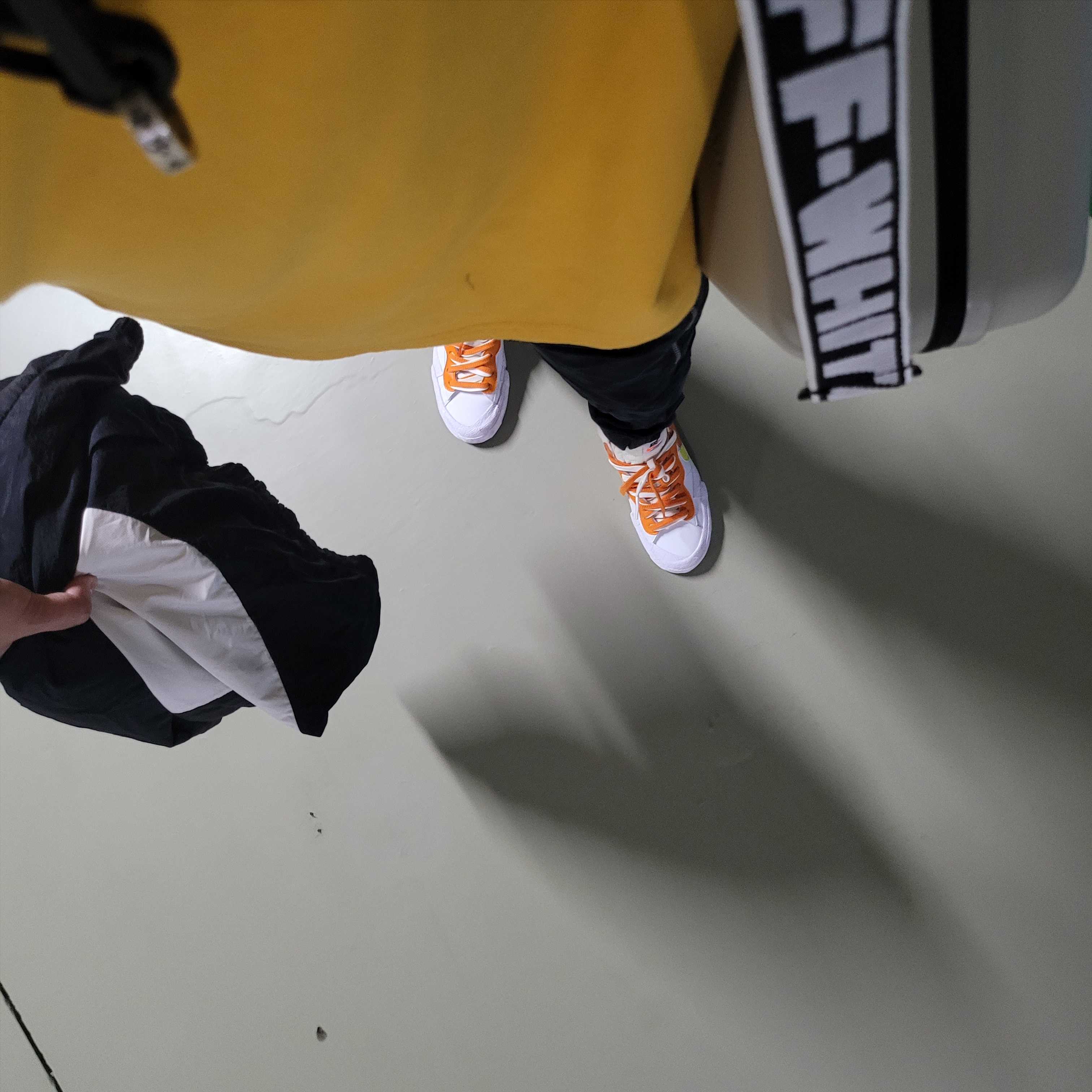 Nike x Sacai Blazer Low Magma Orange, Off-White x Amore Pacific Protection Box (Without Cosmetics) 착용 스타일