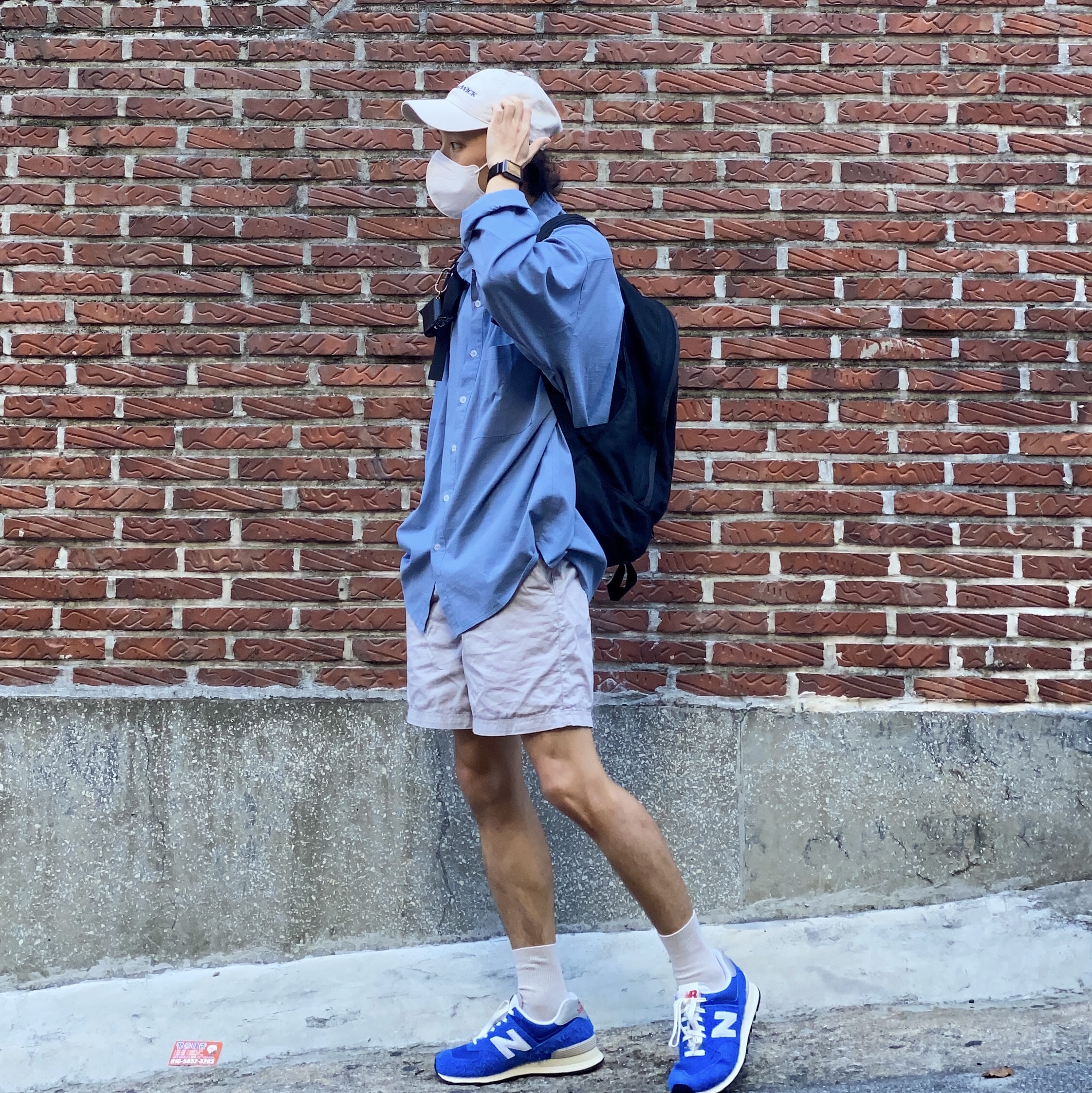 New Balance 574 Heritage Blue White 착용 스타일