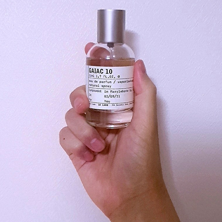 Le Labo Gaiac 10 Eau De Parfum 50ml 착용 스타일 - 2