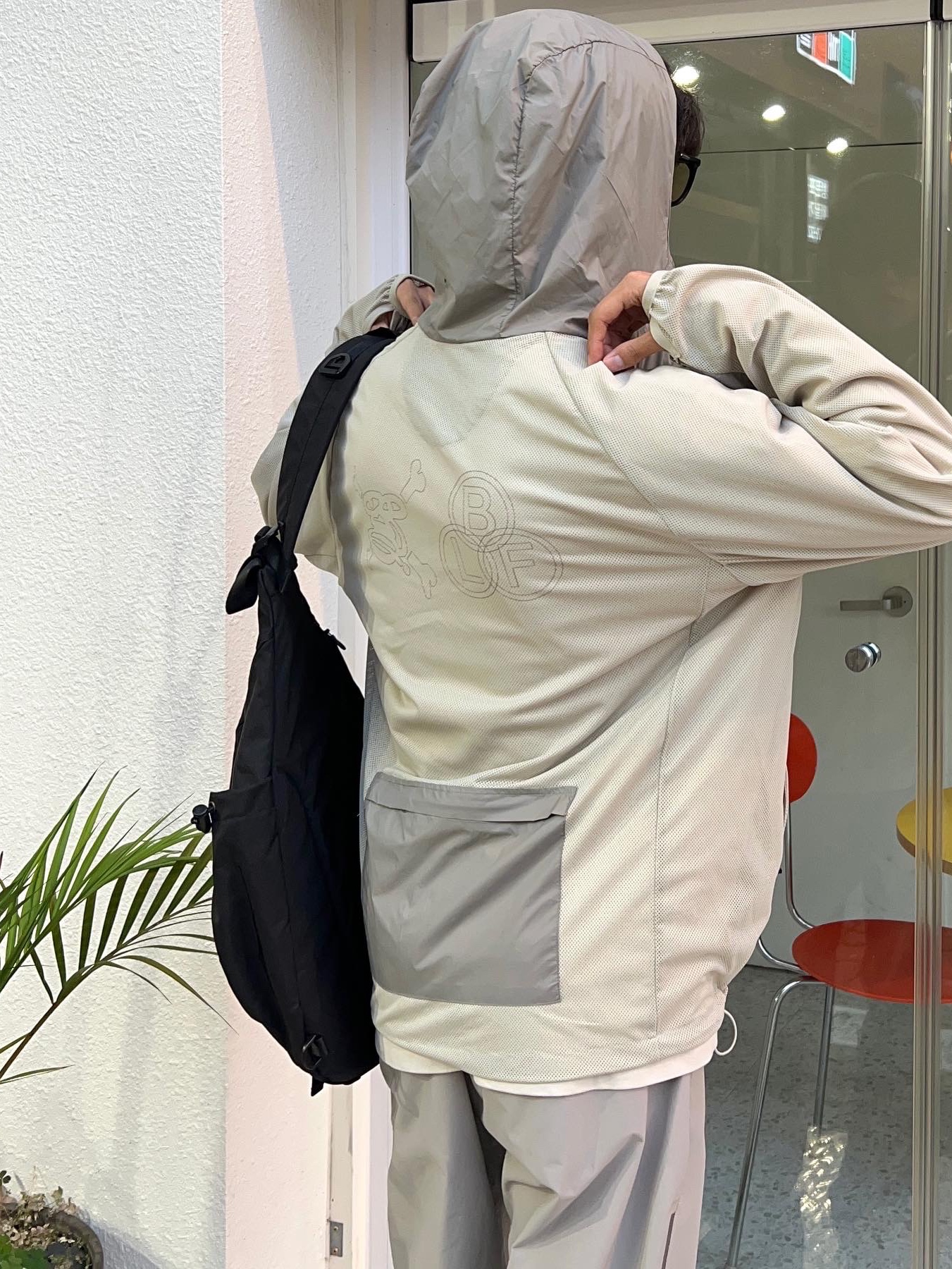 Sansan Gear Sansan BLF Mesh Jacket Beige - 22SS, Asics UB1-S Gel-Kayano 14 Piedmont Grey 착용 스타일 - 5