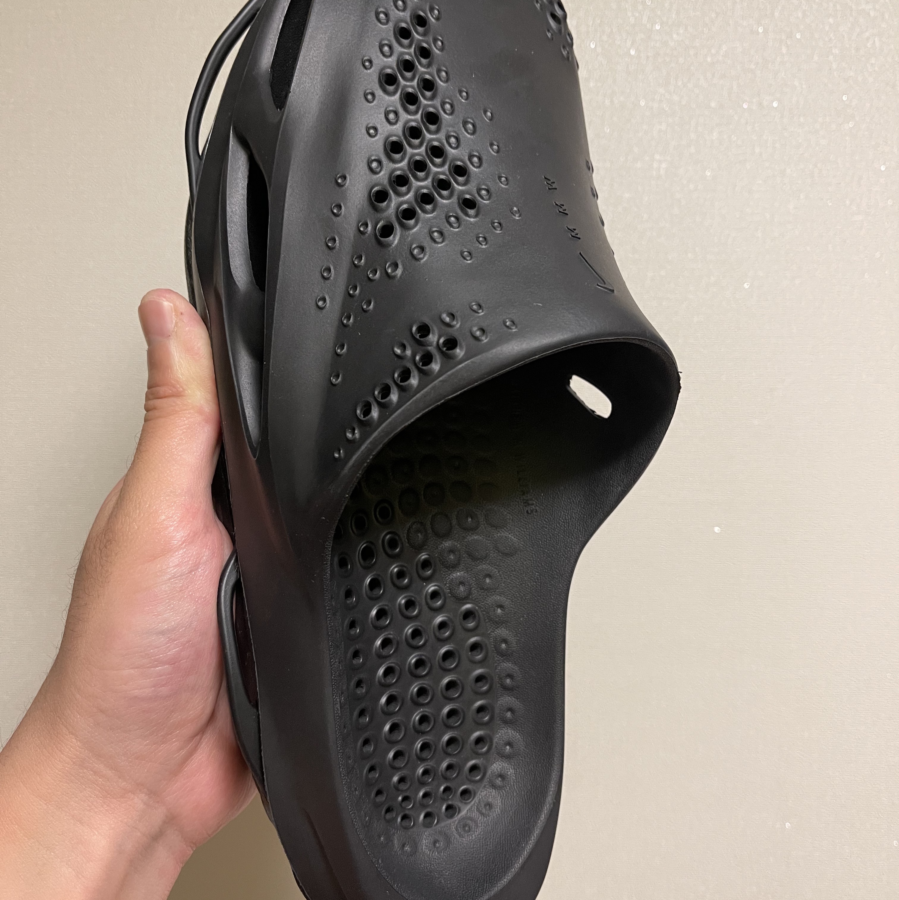 Nike x Matthew M Williams 005 Slide Black 착용 스타일 - 3