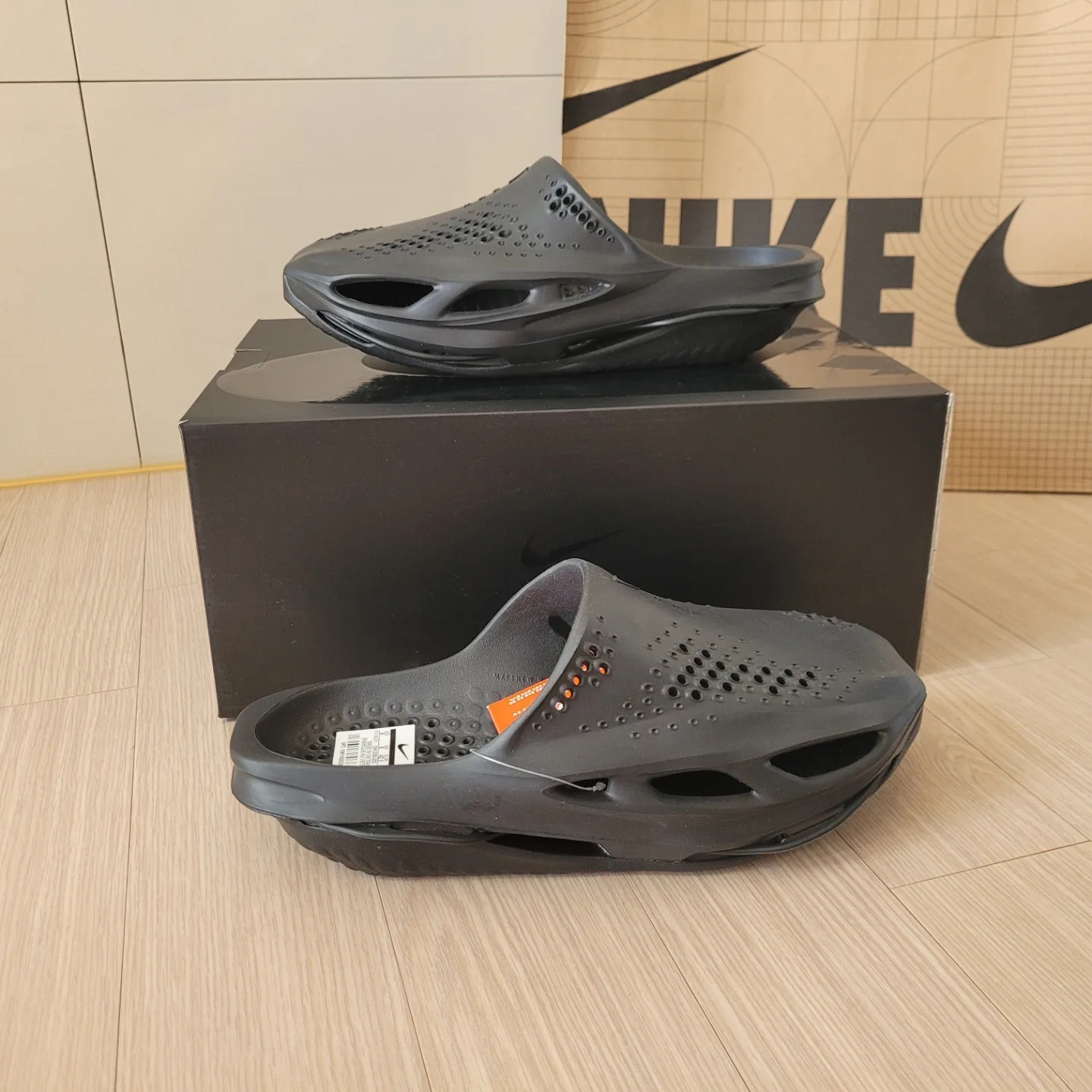 Nike x Matthew M Williams 005 Slide Black 착용 스타일 - 3