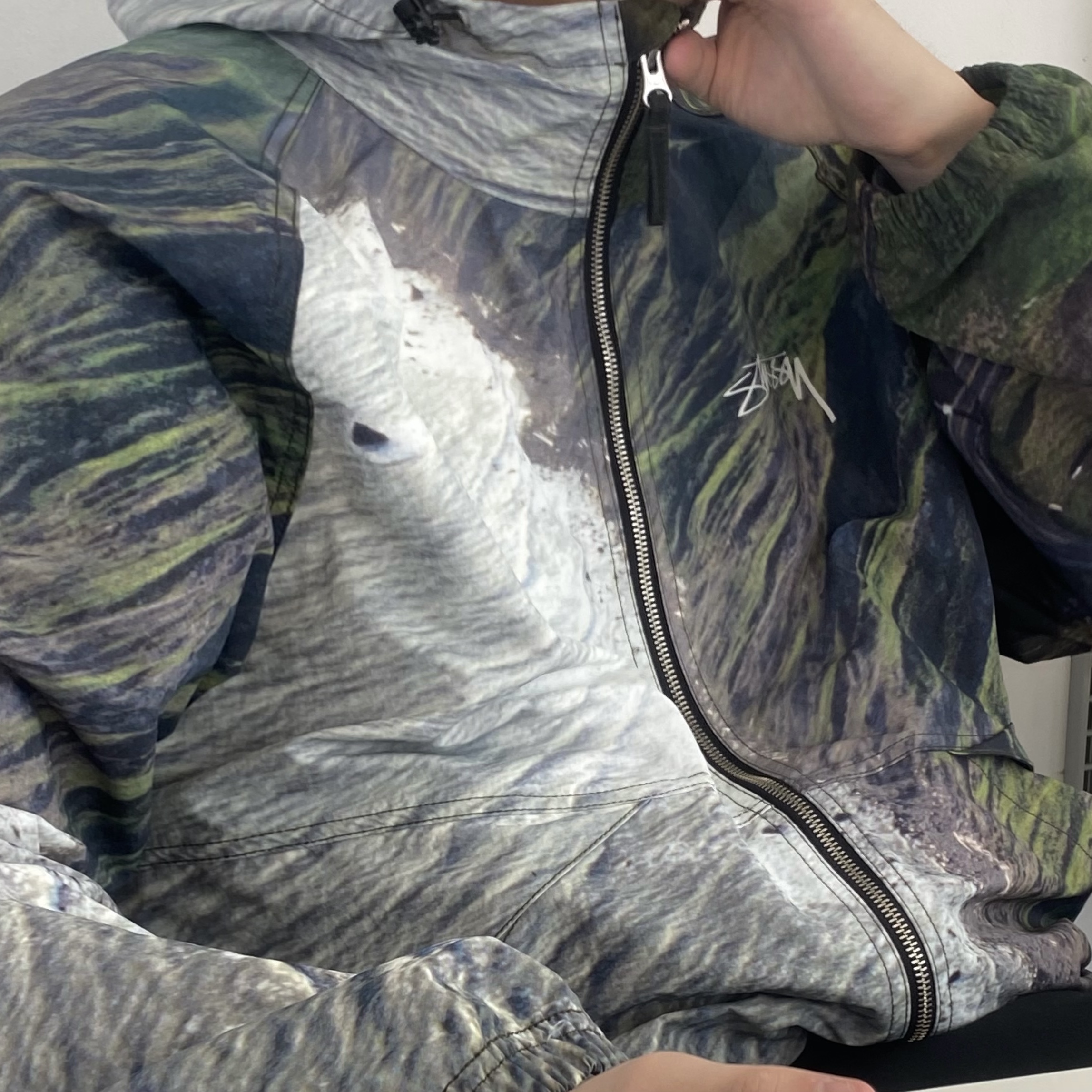 Stussy Coastline Beach Shell Jacket Multi 착용 스타일