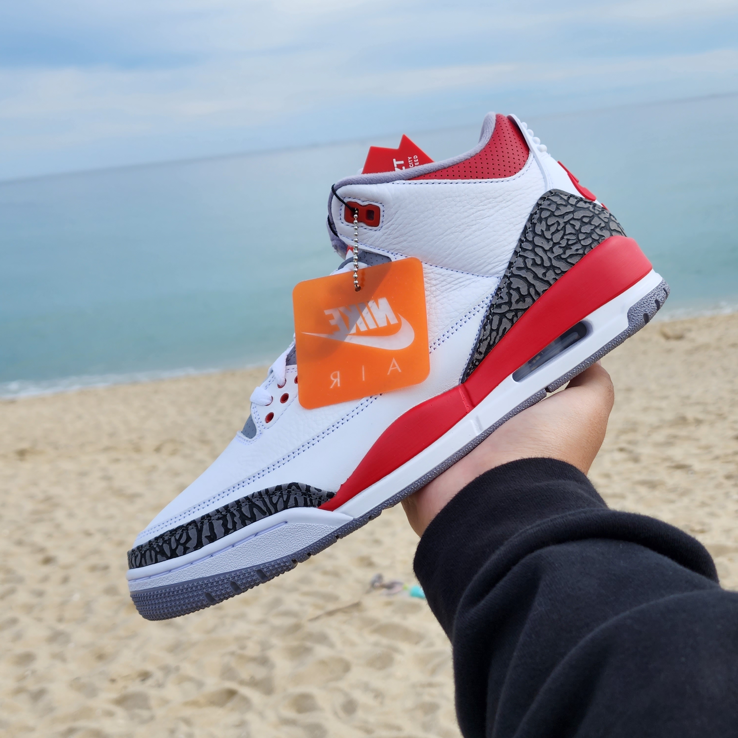 Jordan 3 Retro Fire Red 2022 착용 스타일 - 2
