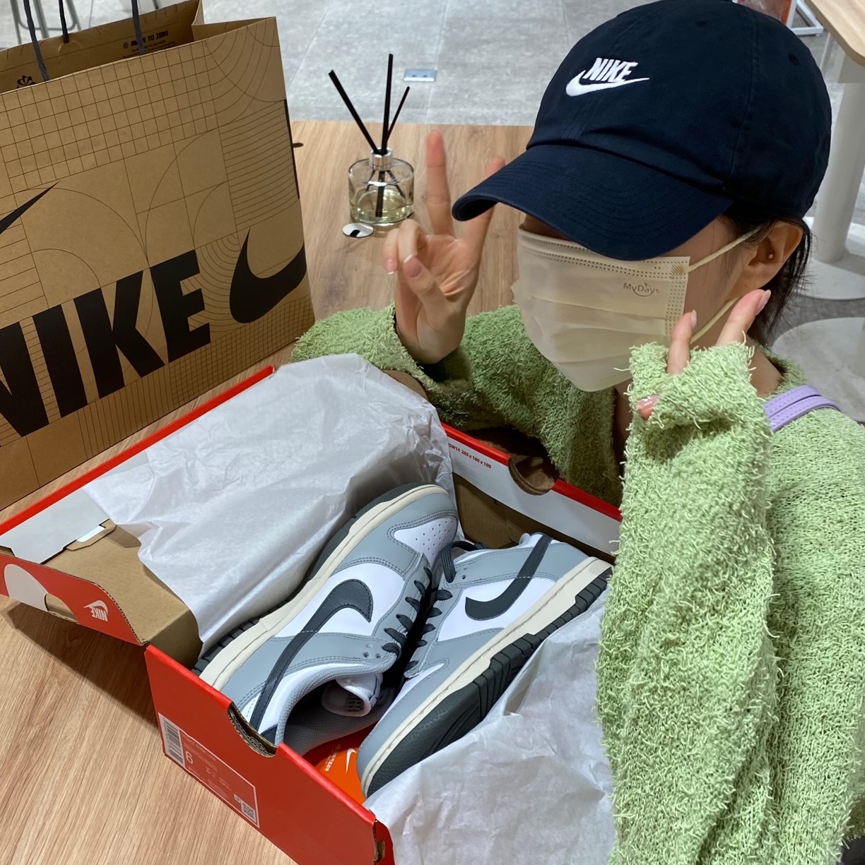 (W) Nike Dunk Low Light Smoke Grey 착용 스타일