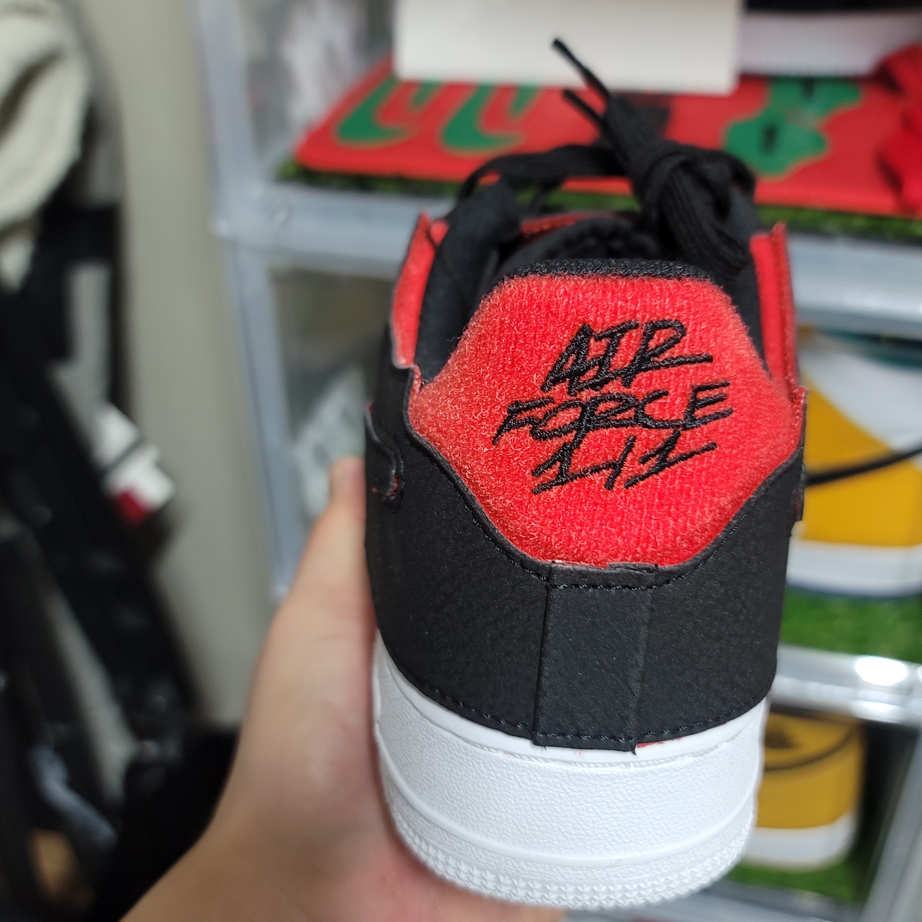 Nike Air Force 1/1 Custom Uptown 착용 스타일 - 3