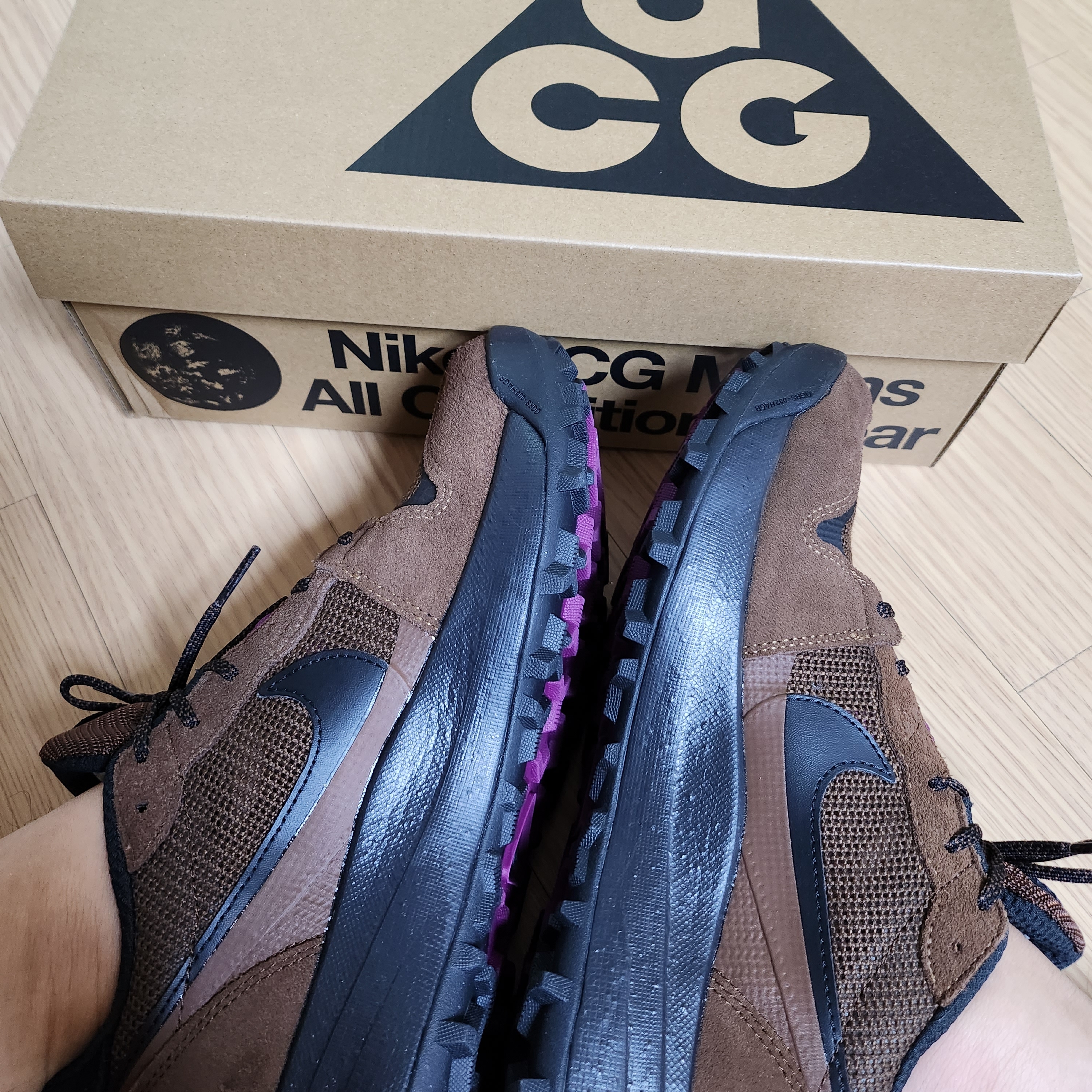 Nike ACG Lowcate Cacao Wow 착용 스타일 - 1