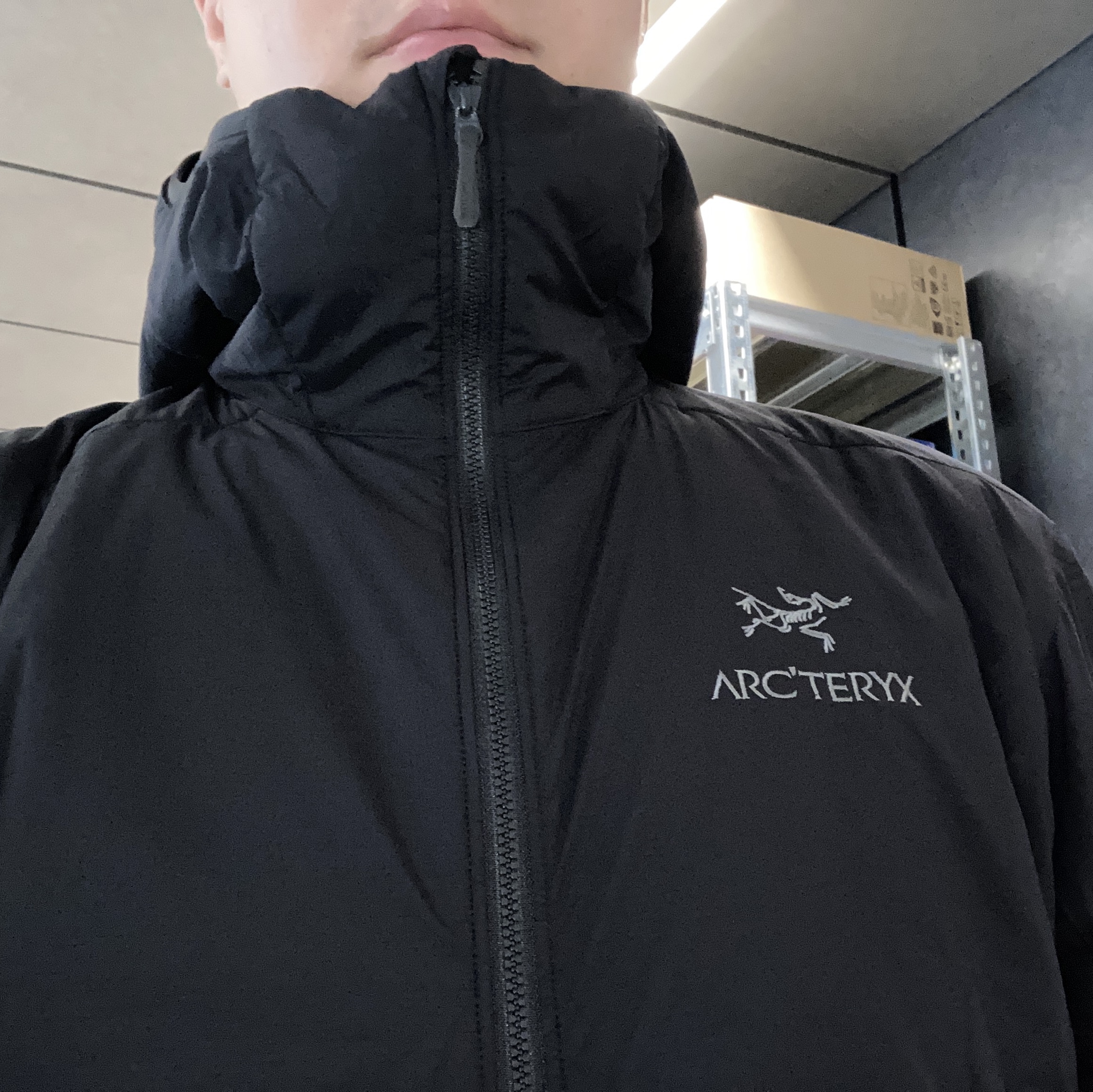 Arc'teryx Atom LT Hoody Black 착용 스타일