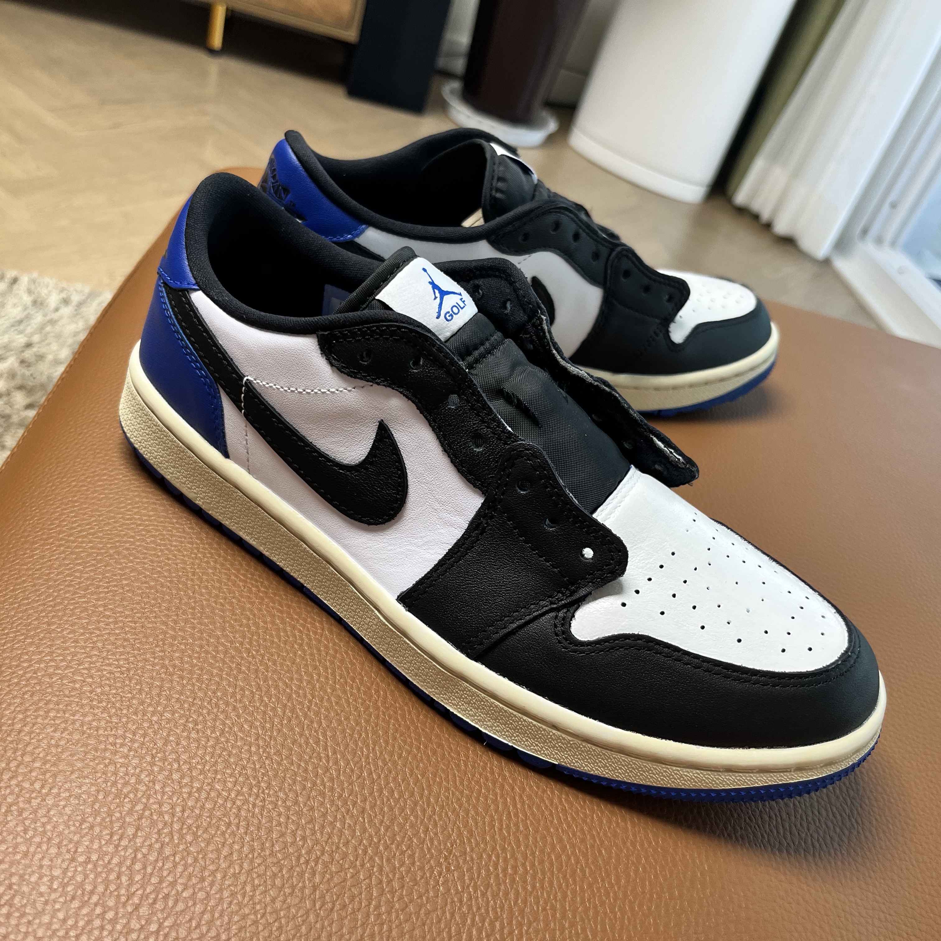 Jordan 1 Low Golf Sport Royal 착용 스타일