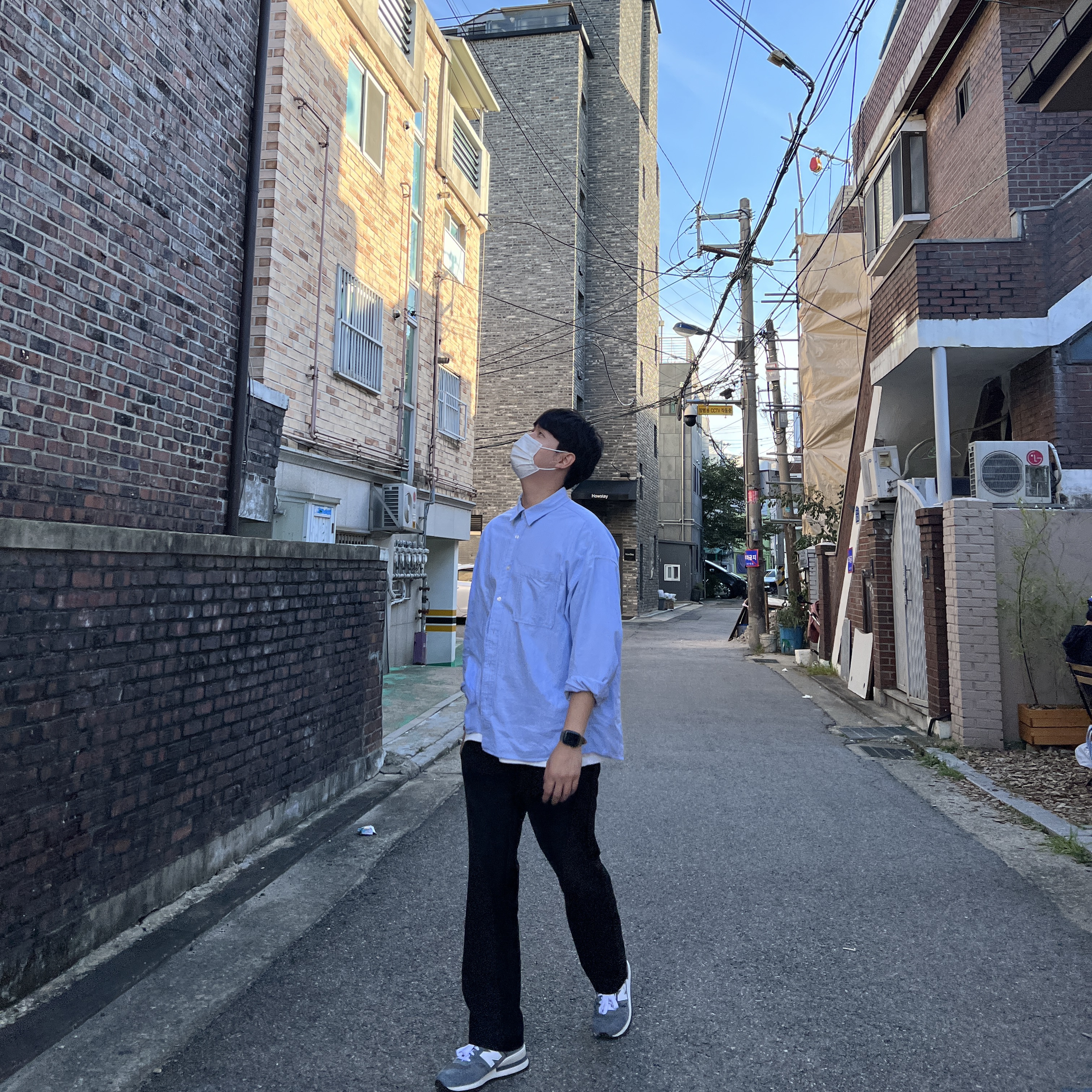 New Balance 990v1 Made in USA Grey White, Apple Watch Nike SE 44mm GPS Space Gray Aluminum Case with Nike Sport Band Anthracite Black (Korean Ver.) 착용 스타일 - 2
