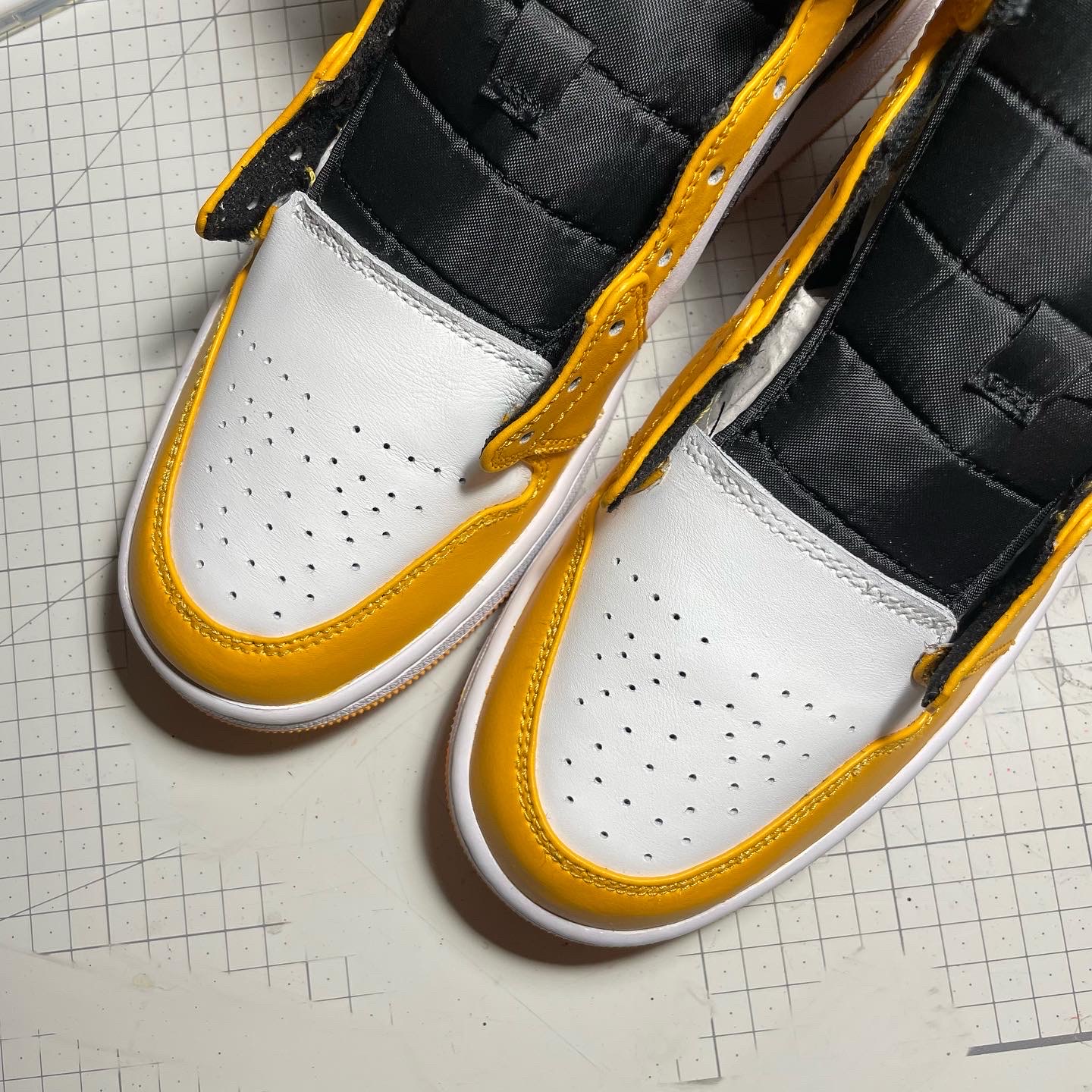 Jordan 1 Mid Taxi 착용 스타일 - 4