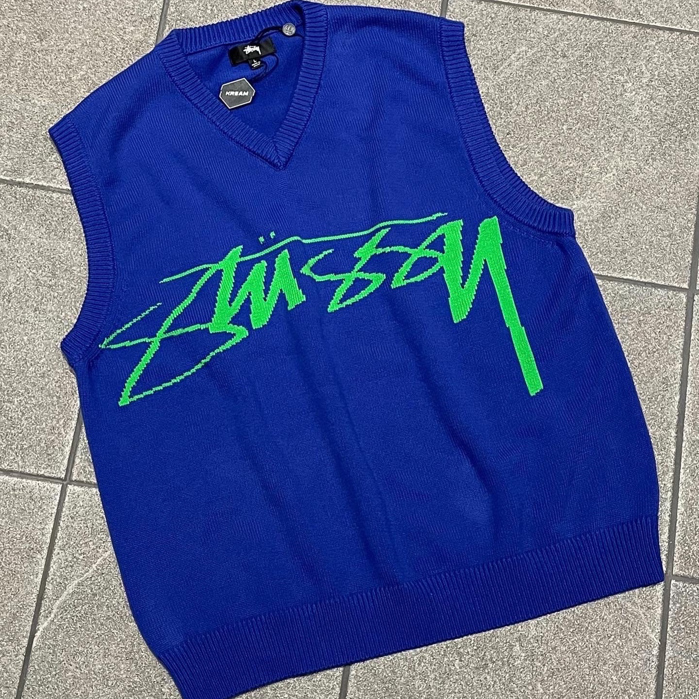 Stussy Sweater Vest Blue 착용 스타일 - 5