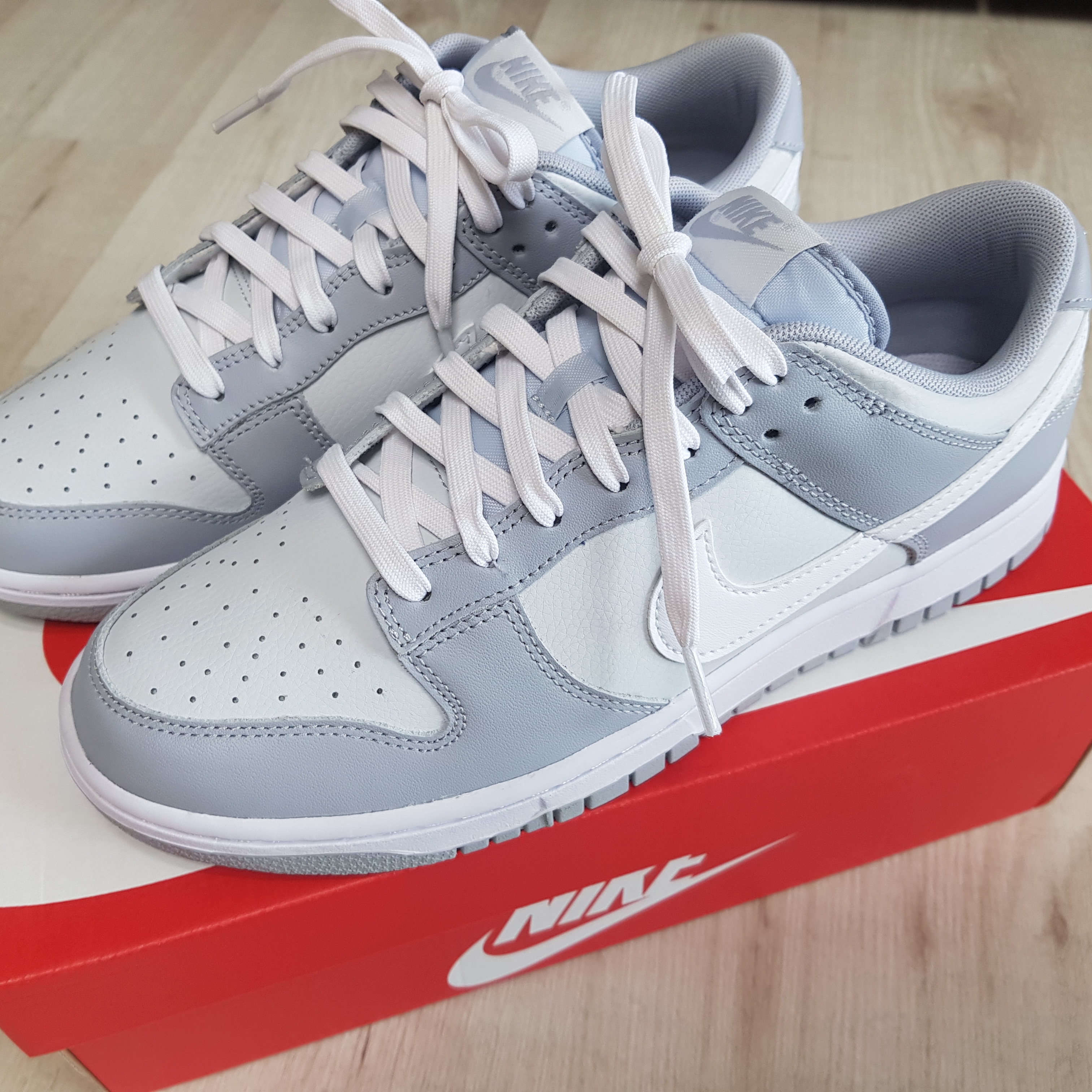 Nike Dunk Low Retro Wolf Grey 착용 스타일