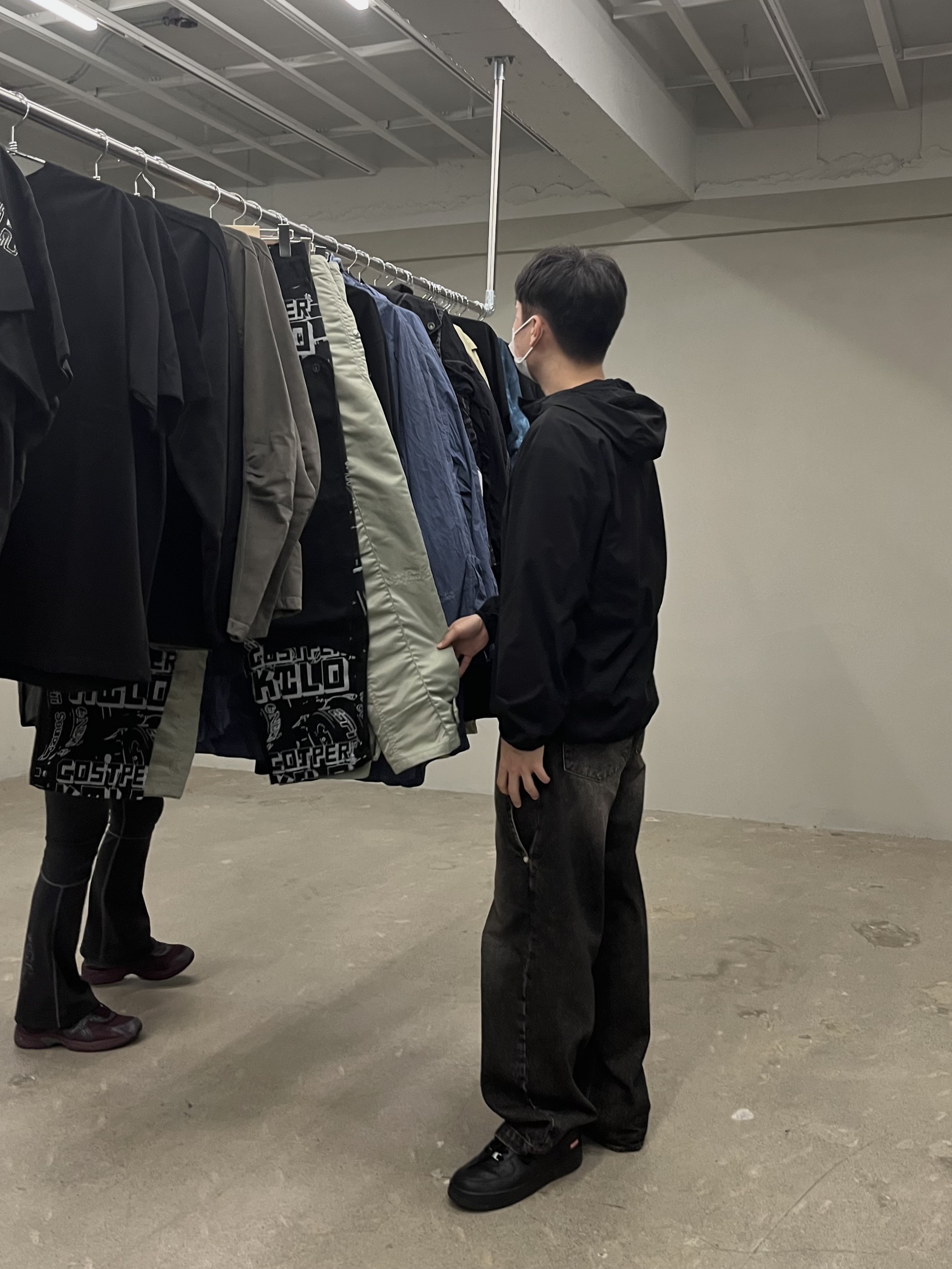 Sansan Gear Mesh Jacket Black - 22SS, Nike x Supreme Air Force 1 Low Black 착용 스타일