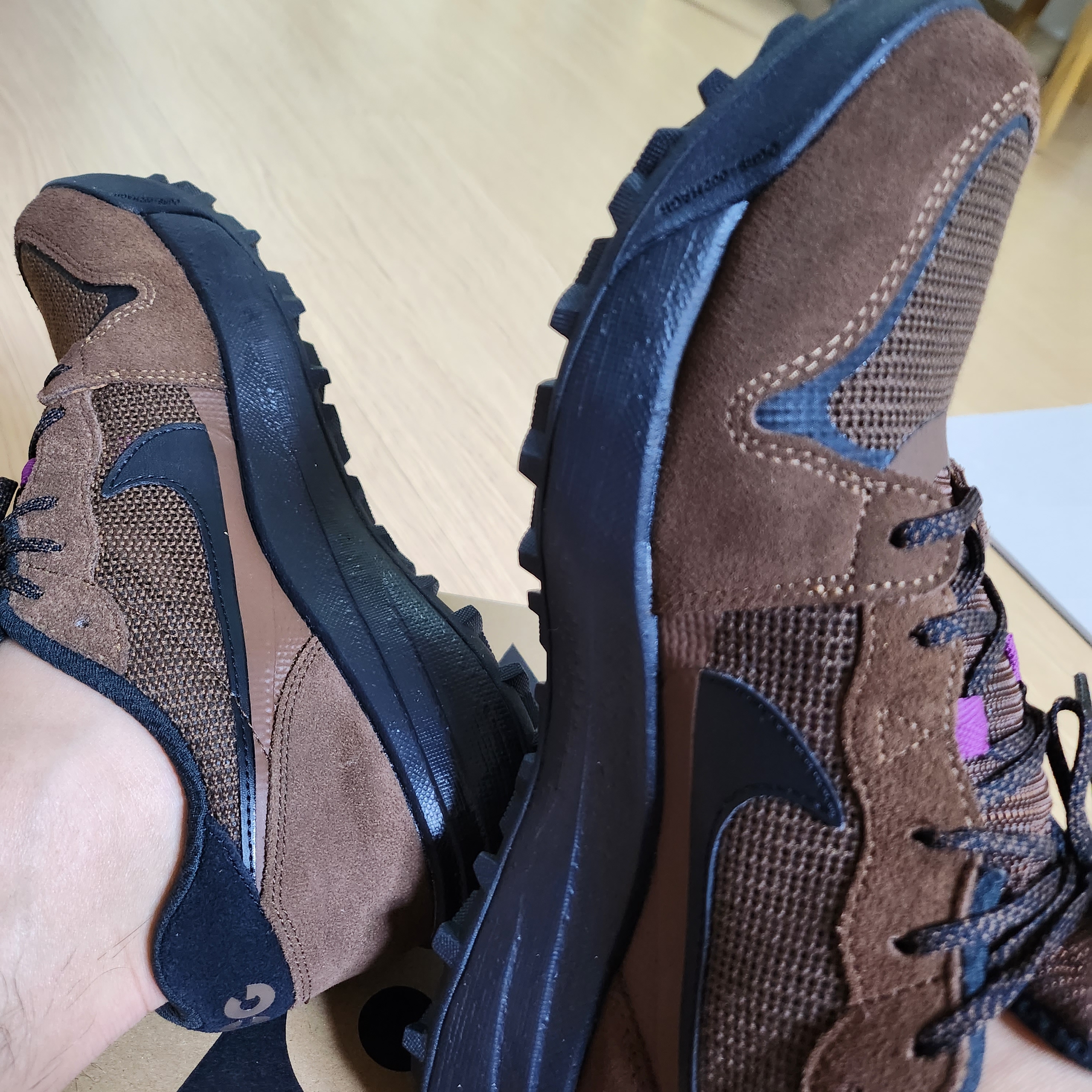 Nike ACG Lowcate Cacao Wow 착용 스타일 - 5