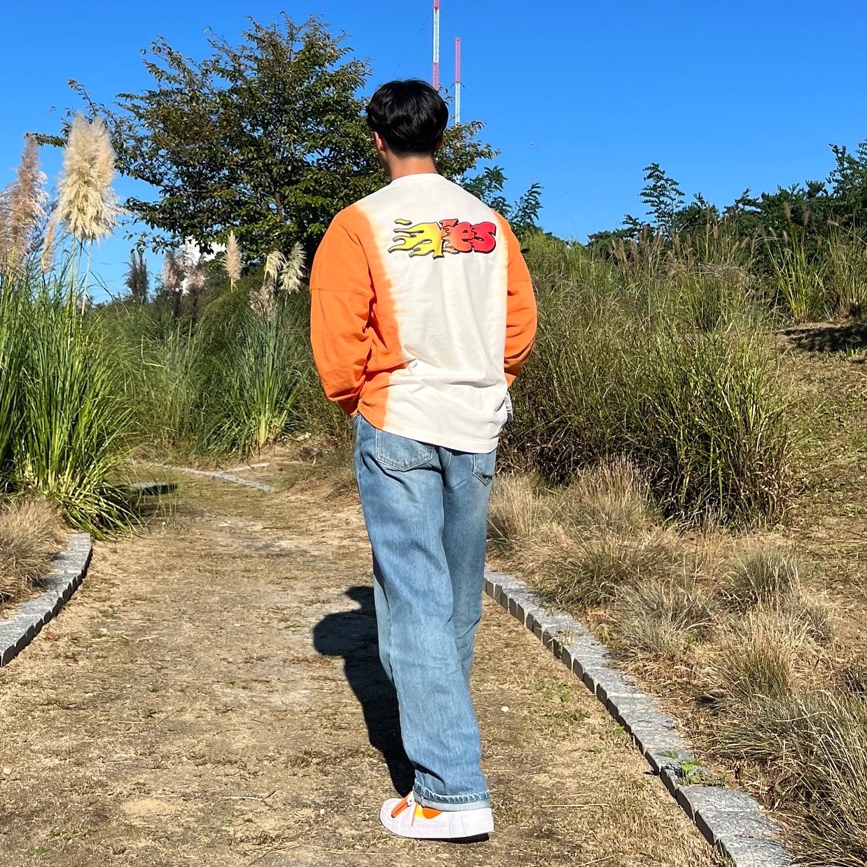 Nike x Sacai Blazer Low Magma Orange, Nike x Sacai Blazer Low White Patent Leather 착용 스타일 - 3