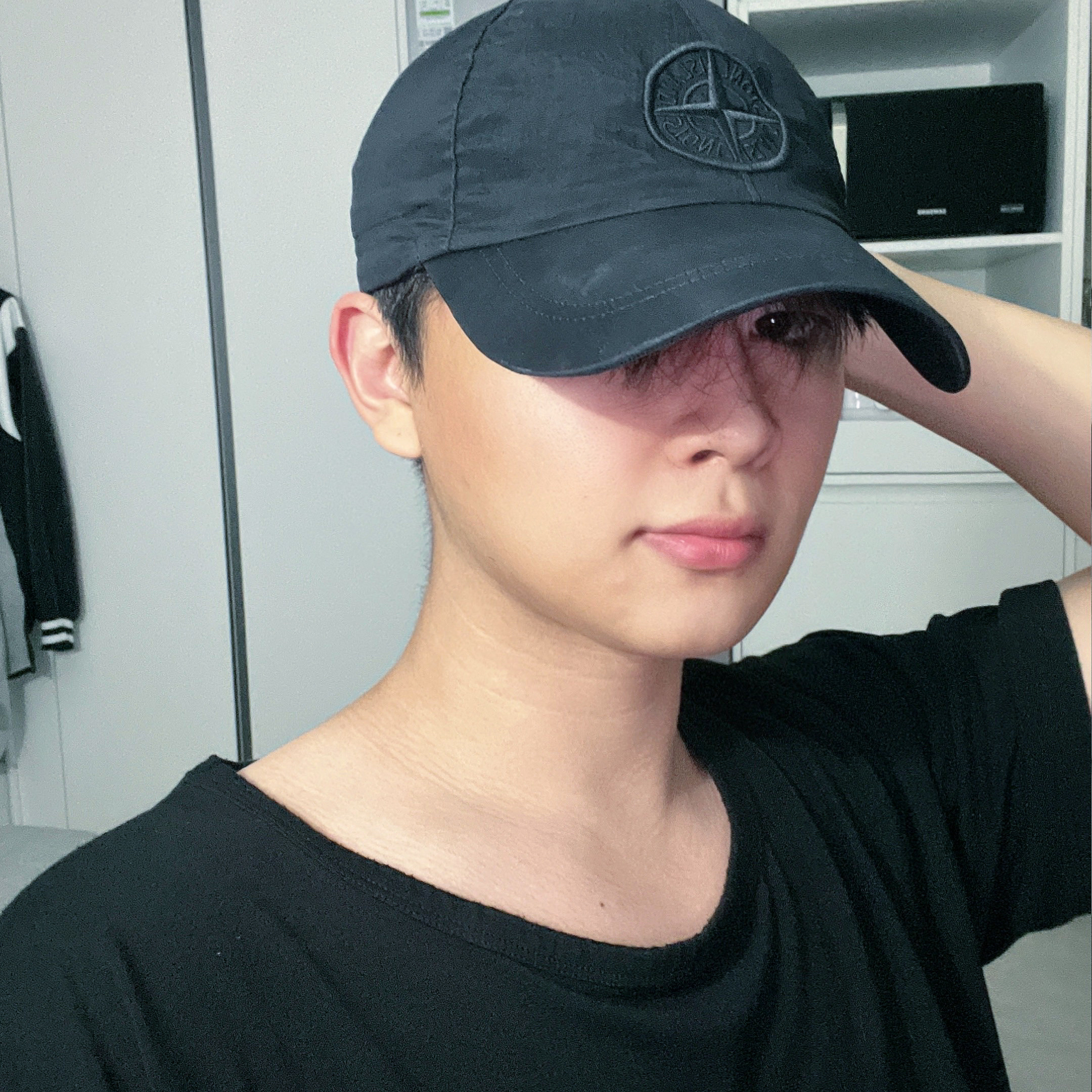 Stone Island 99576 Nylon Metal 6-Panel Cap Black 착용 스타일