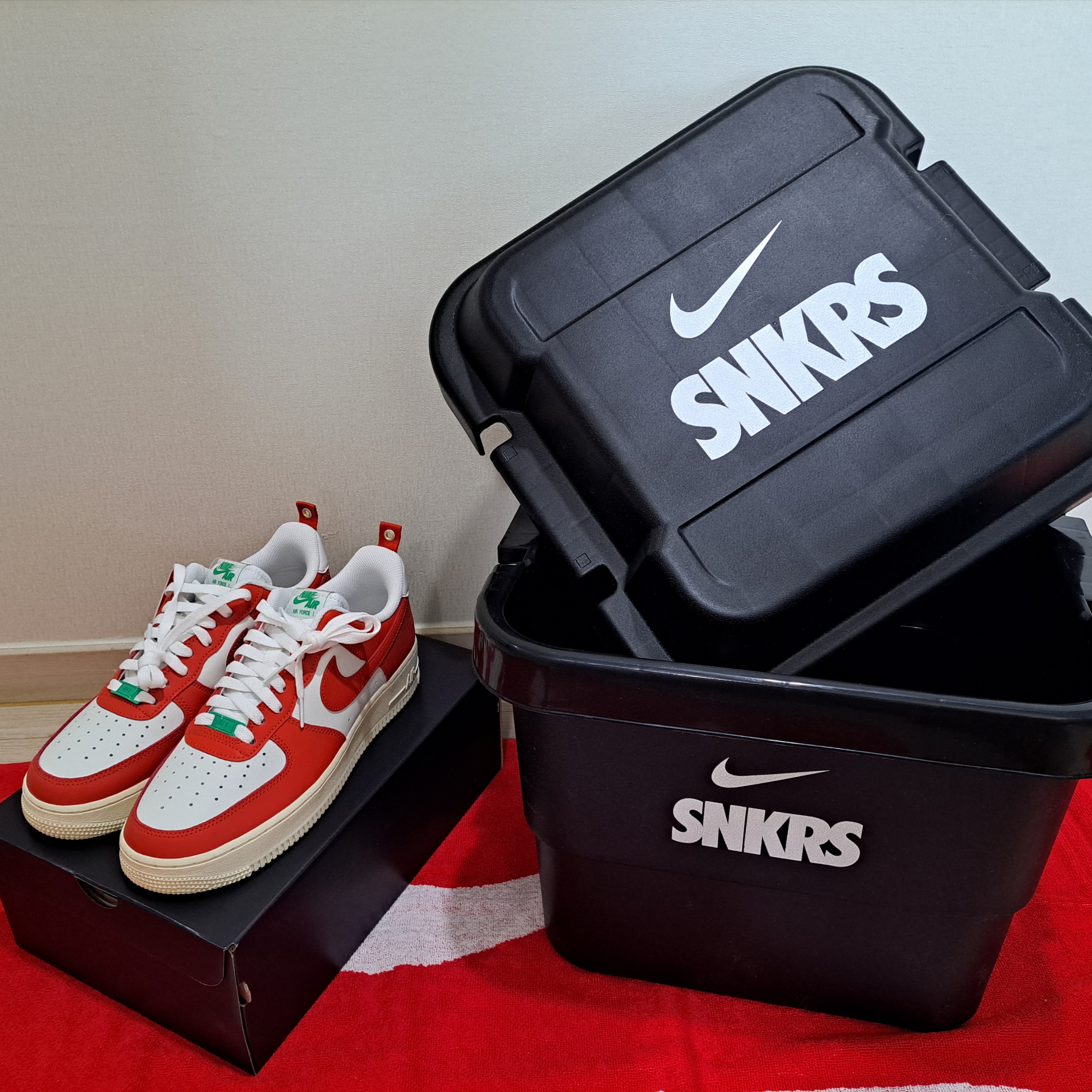 Nike Air Force 1 '07 LV8 Pojangmacha 착용 스타일 - 2